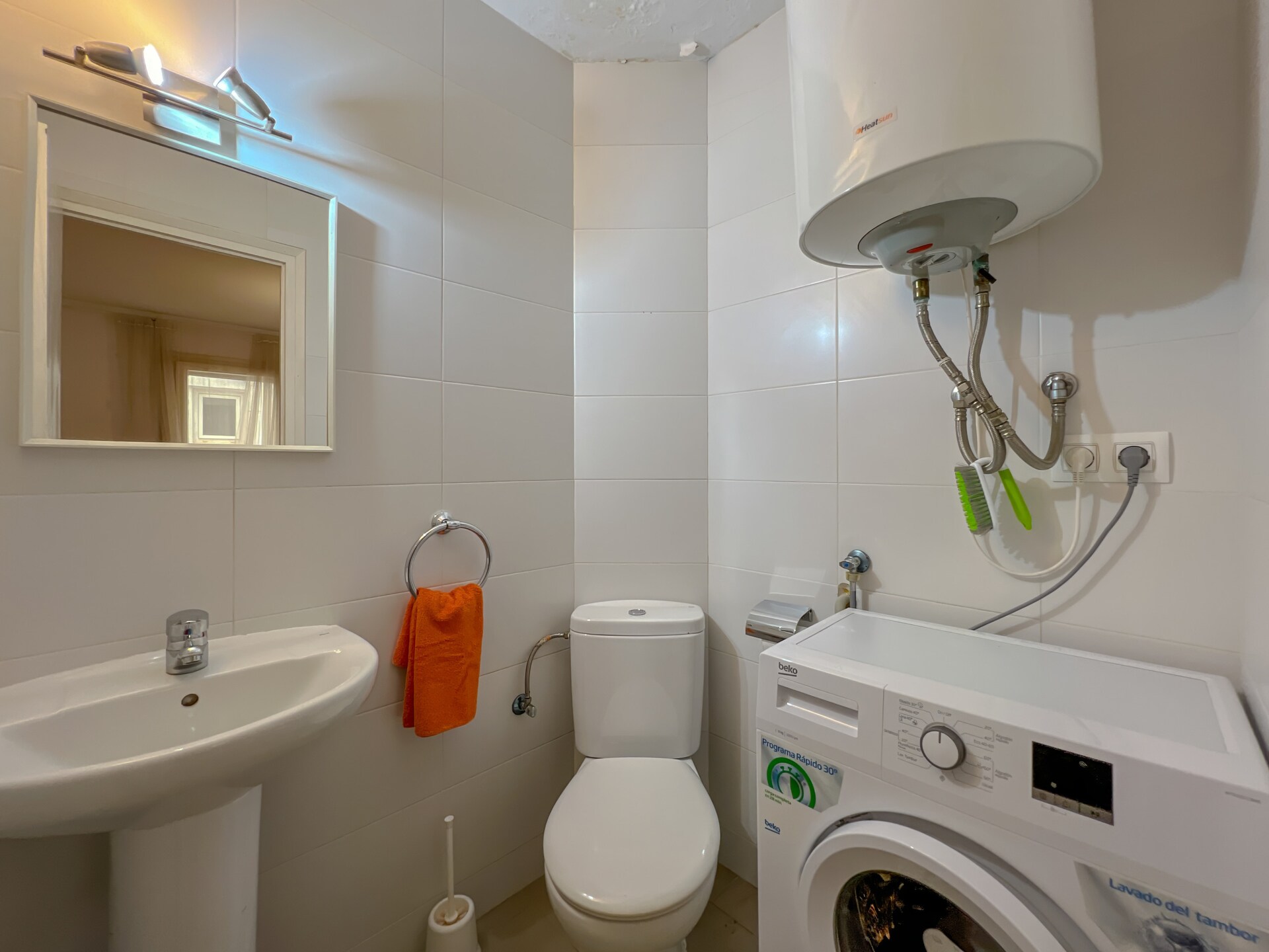 Appartement aan zee in centrum Lloret de Mar, vlak bij het strand - foto 6