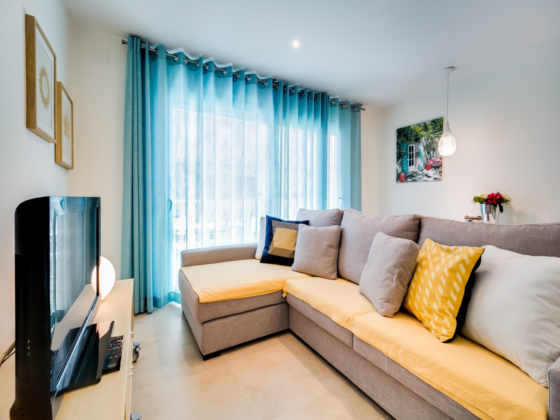 Vivalidays Josep - Modern appartement met zeezicht in hartje Blanes - foto 1