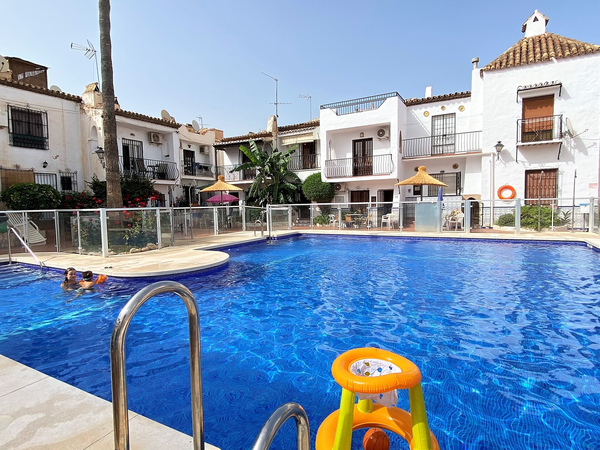 Andalusisch vakantiehuis met dakterras en gemeenschappelijk zwembad nabij strand - foto 7