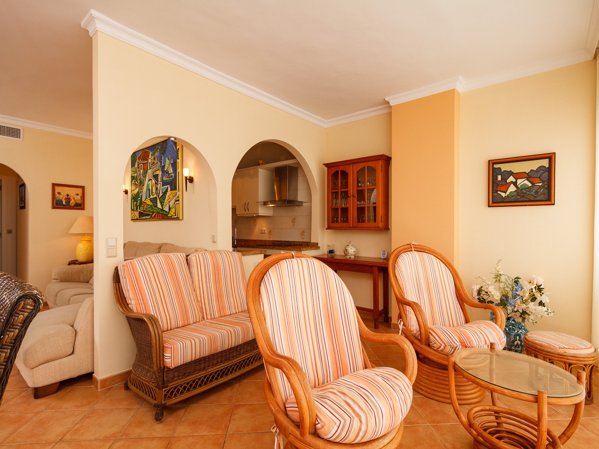 Licht appartement in Nerja met zwembad, tuin en terras op 100 meter van strand - foto 11