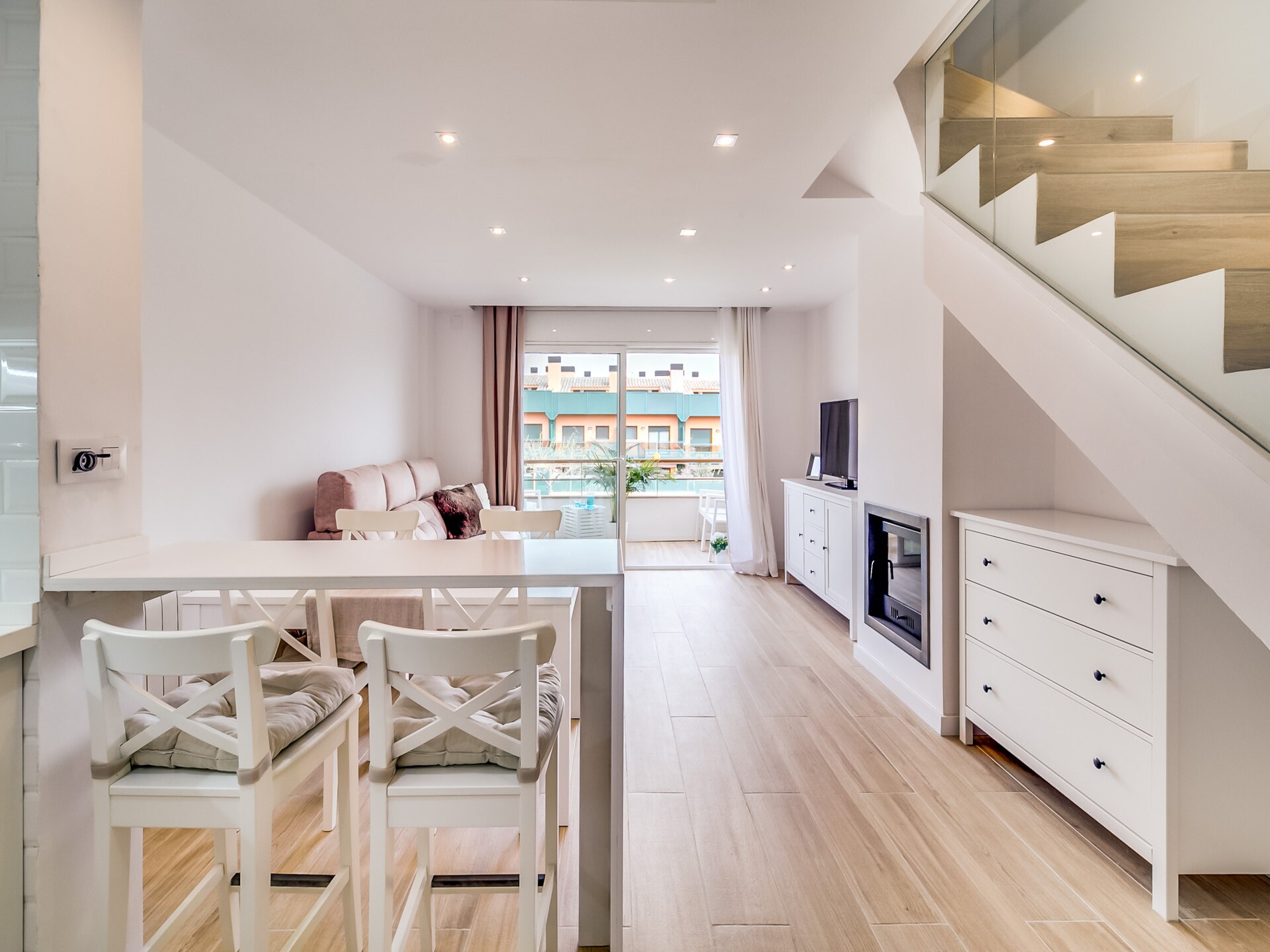 Licht duplex appartement in Palafolls met zwembad, dichtbij strand - foto 7