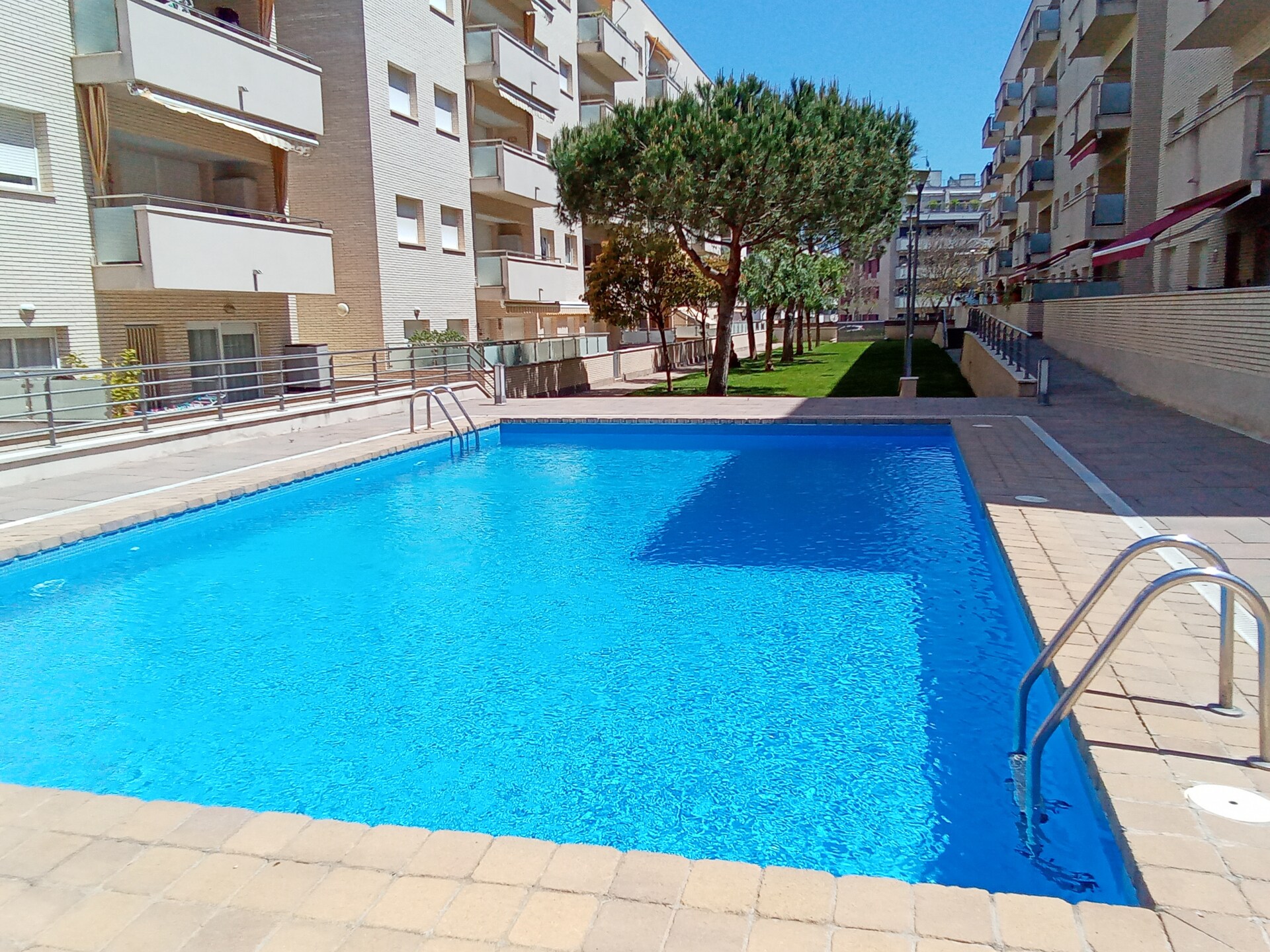 Rustiek appartement bij 3 stranden met 4 zwembaden in Fenals, Lloret de Mar - foto 8