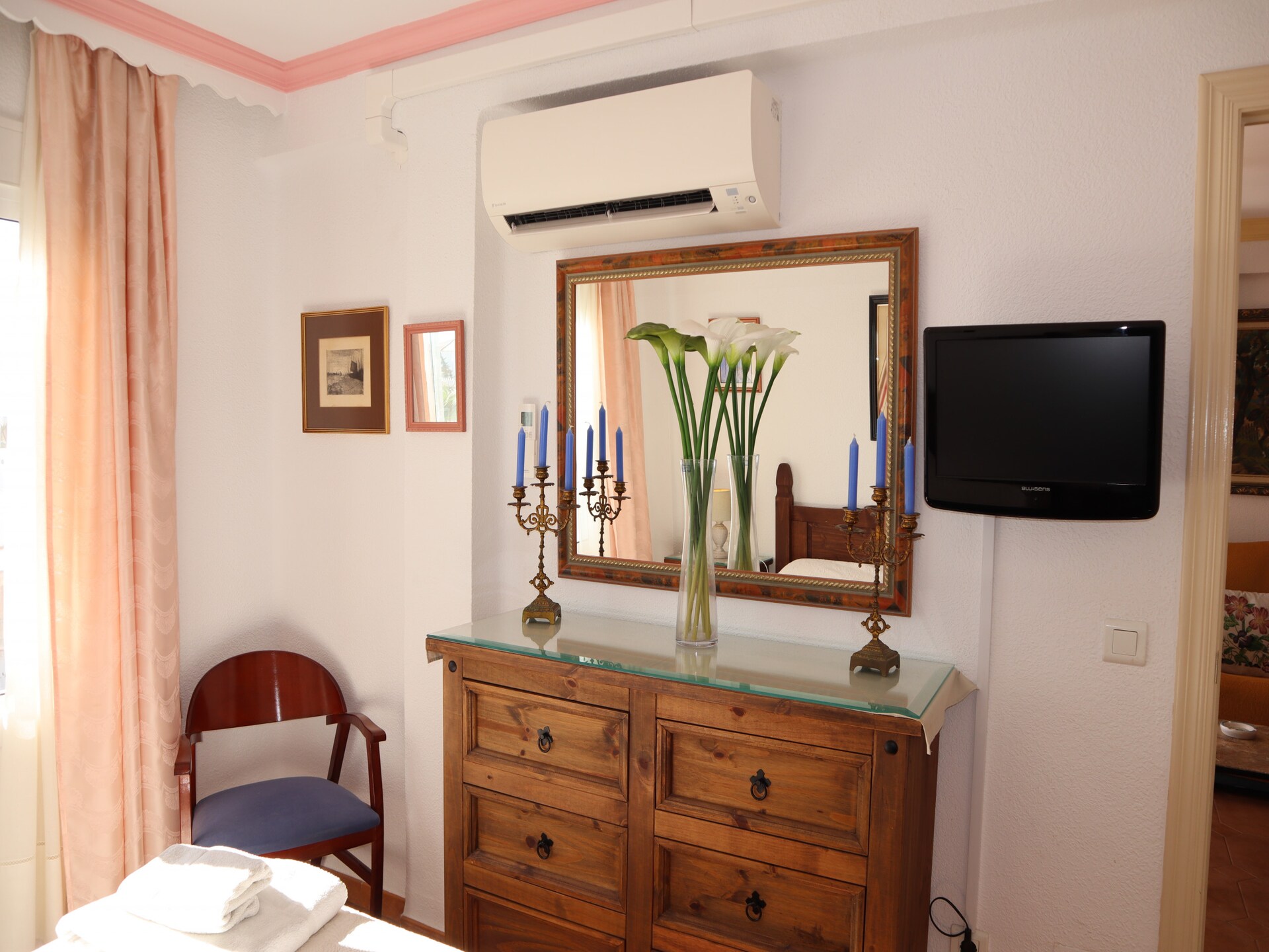 Ruim appartement in Nerja met zeezicht, op 250m van het strand - foto 12