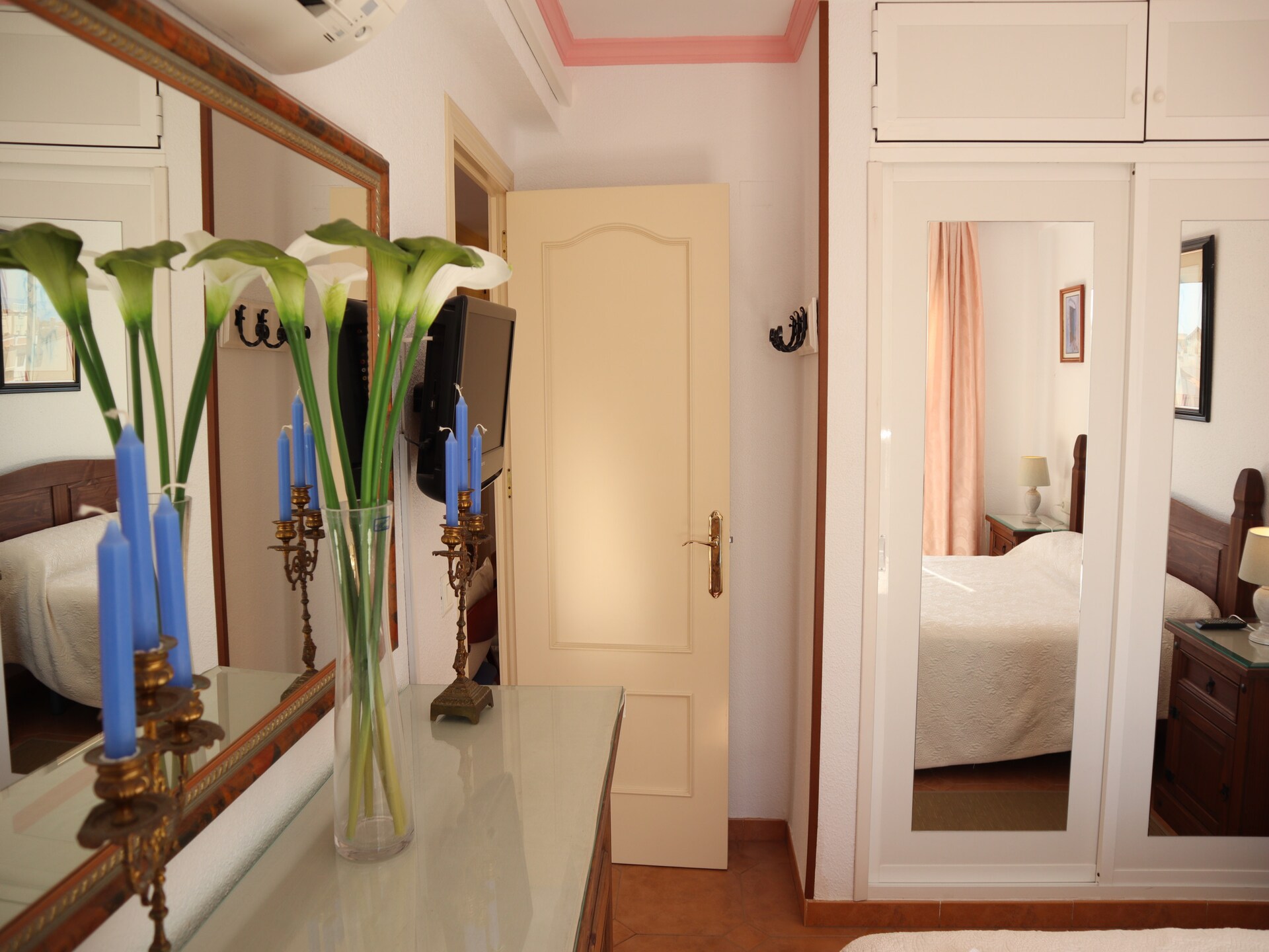 Ruim appartement in Nerja met zeezicht, op 250m van het strand - foto 13