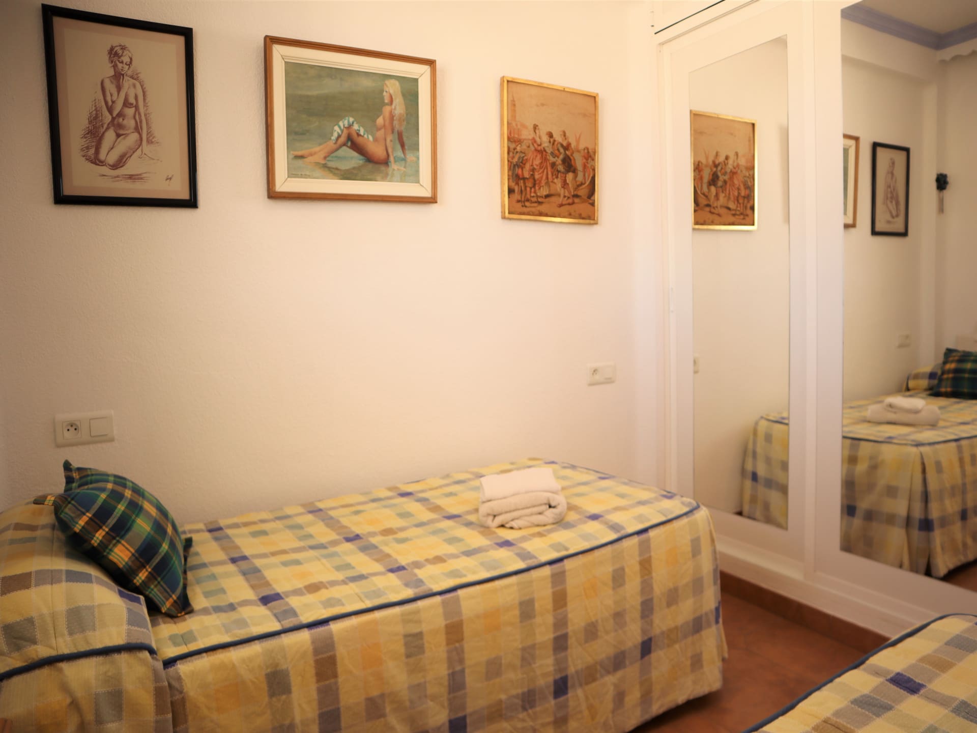Ruim appartement in Nerja met zeezicht, op 250m van het strand - foto 16