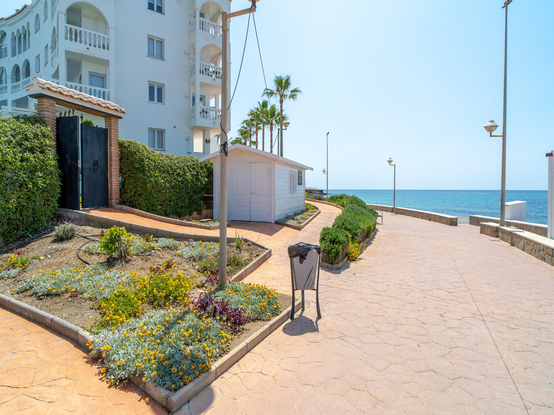 Strandappartement Stella Maris Beachfront B in Nerja, direct aan zee - foto 29