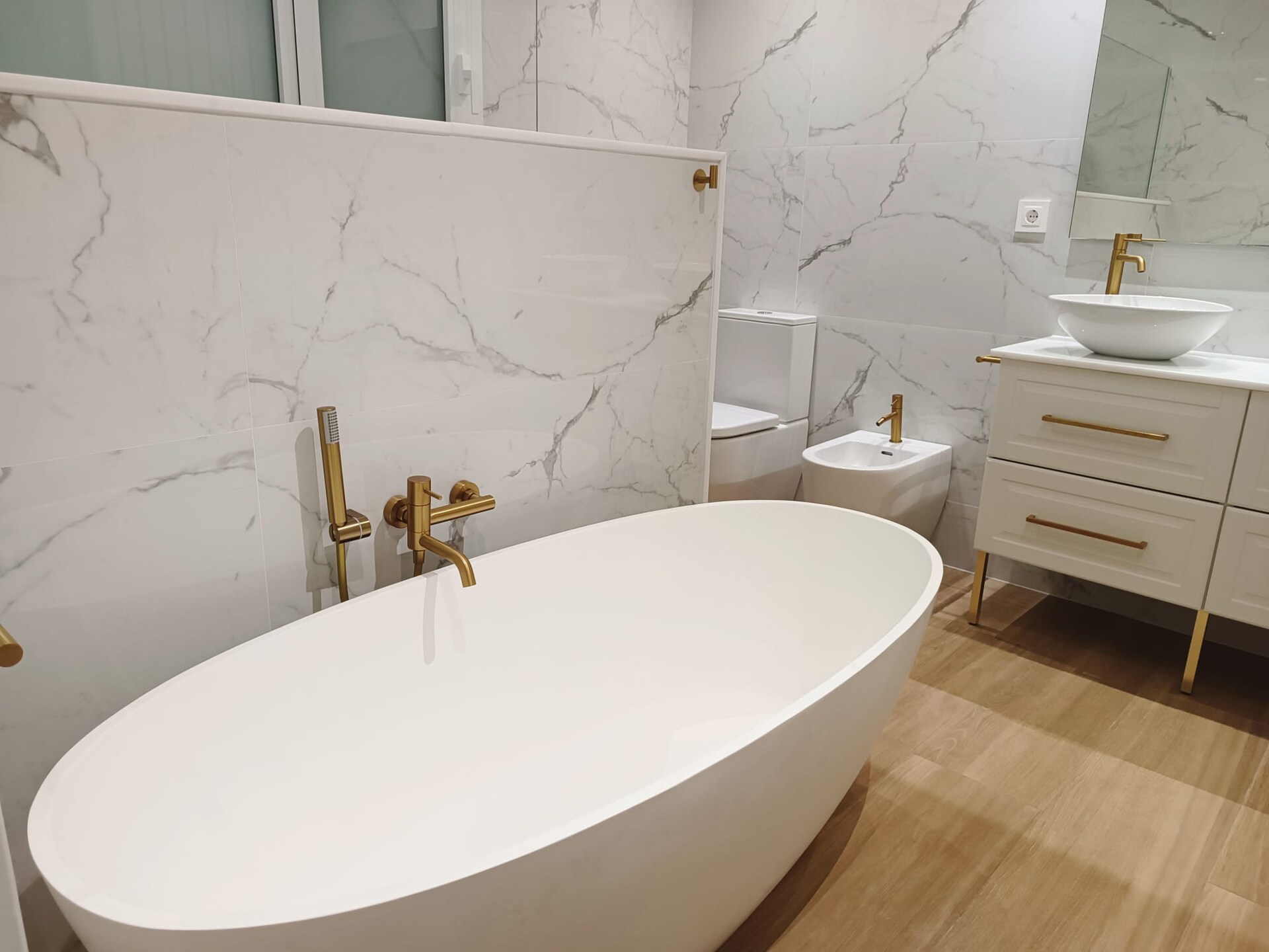 Ruime 12-persoons villa met privézwembad nabij Costa Brava - foto 32