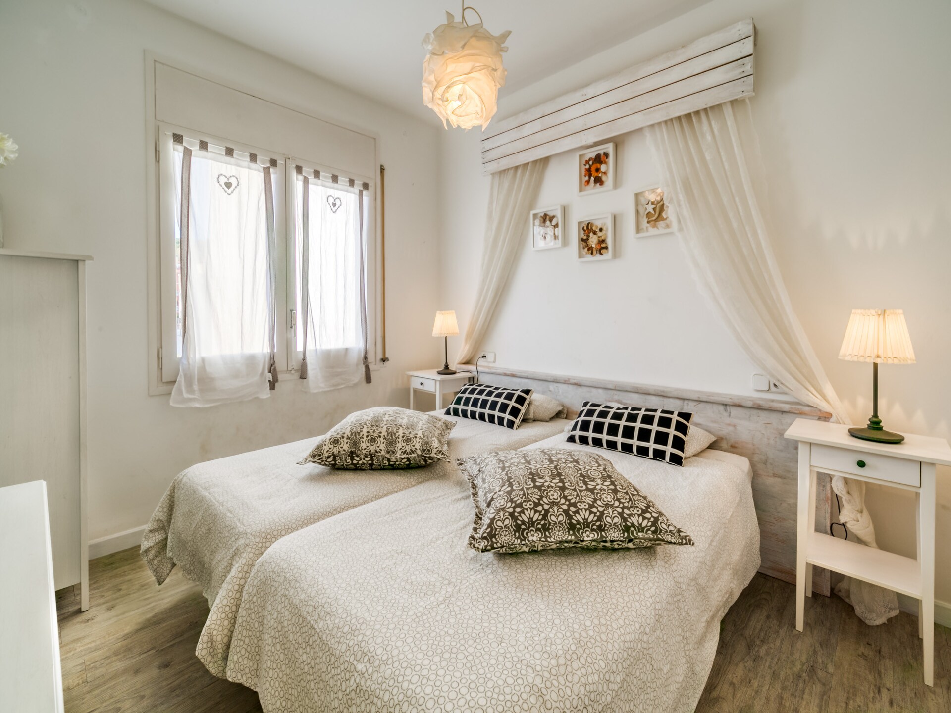Licht appartement op de boulevard van Calella met zeezicht - foto 2