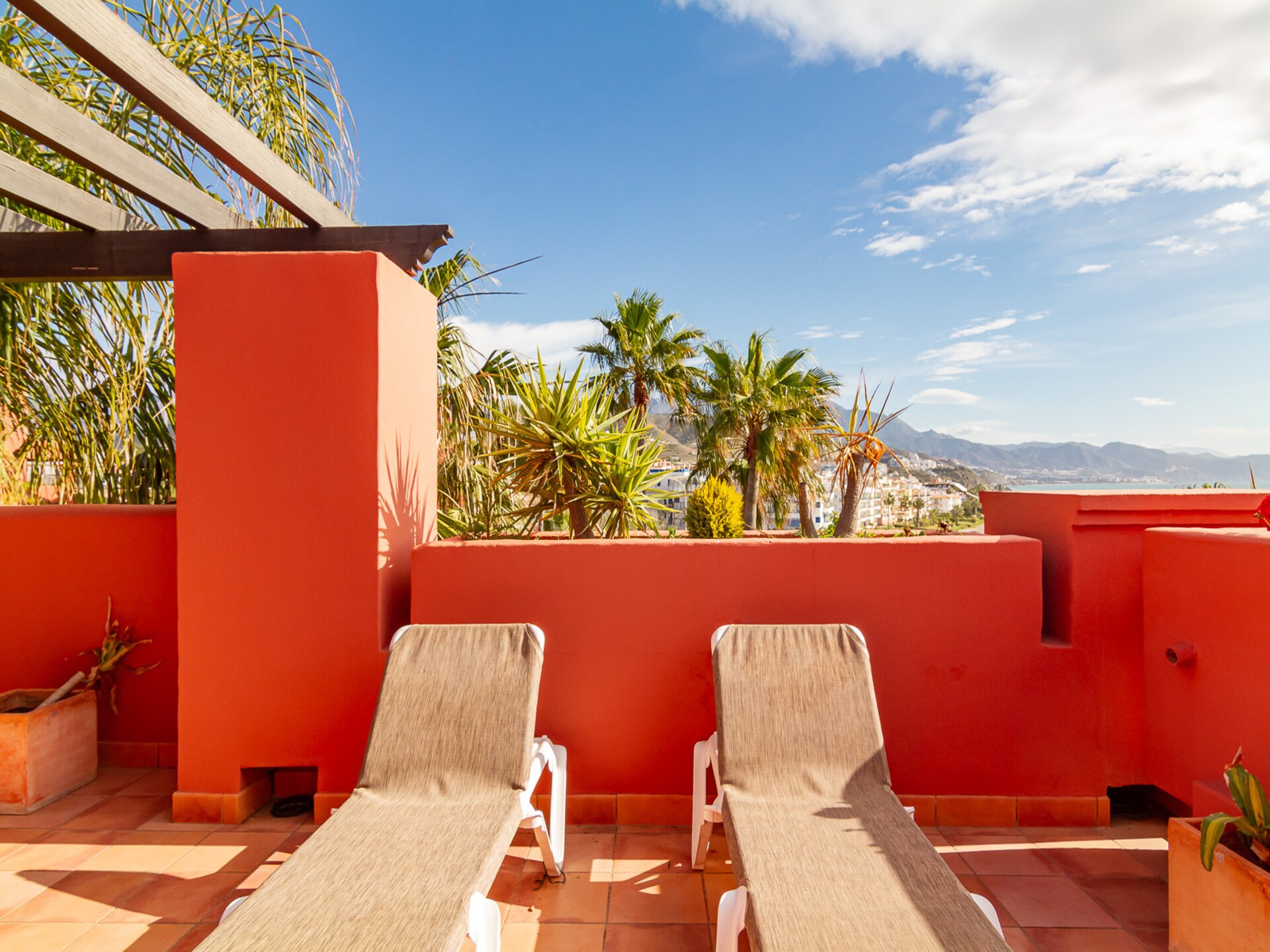 Luxe penthouse aan zee met jacuzzi en panoramisch uitzicht in Torrox Costa - foto 50