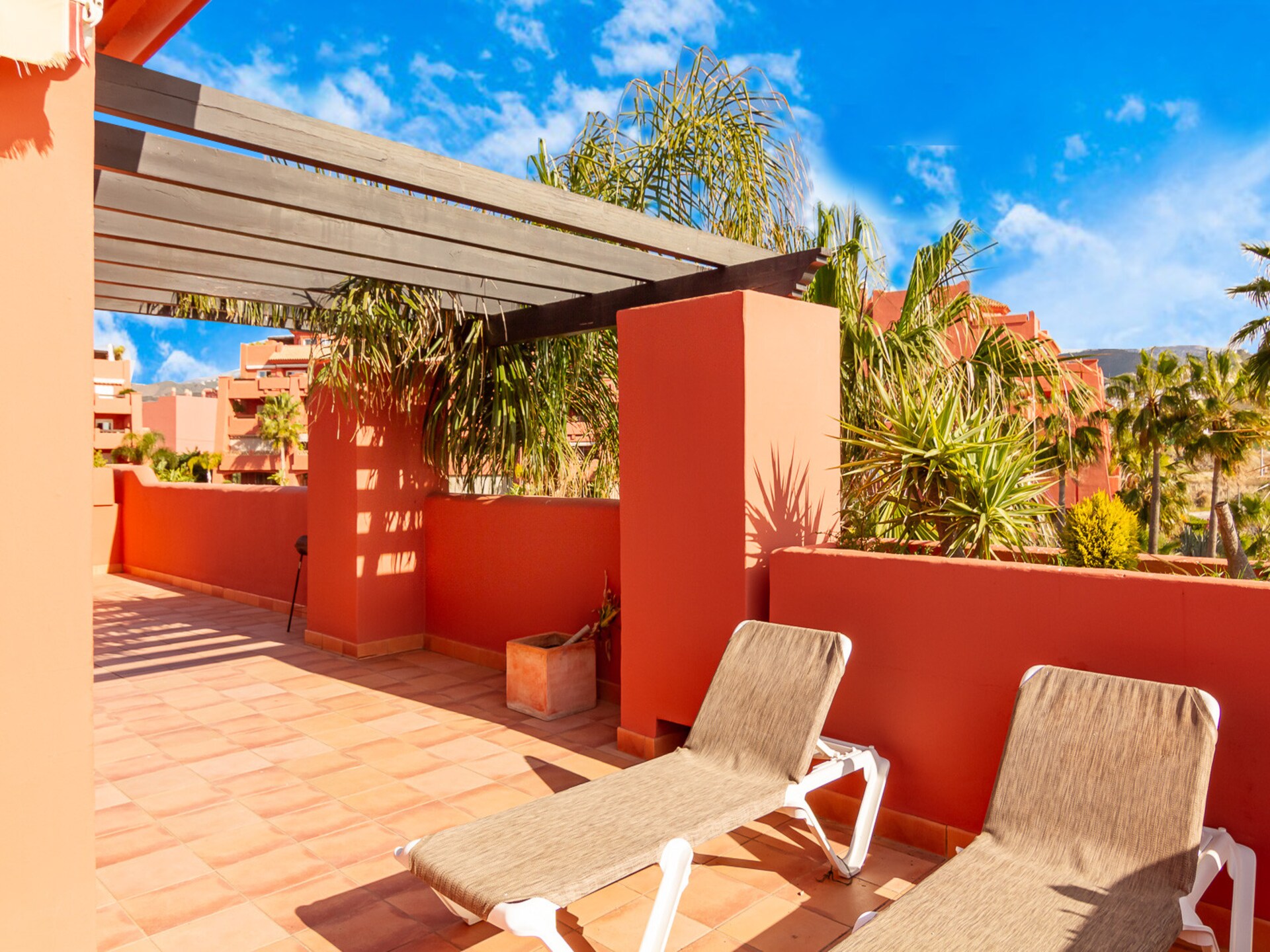 Luxe penthouse aan zee met jacuzzi en panoramisch uitzicht in Torrox Costa - foto 48