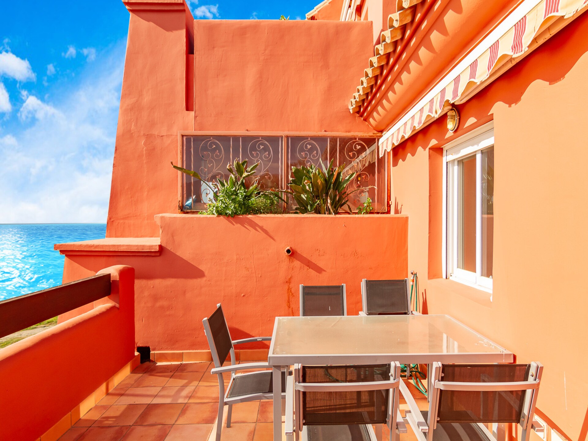 Luxe penthouse aan zee met jacuzzi en panoramisch uitzicht in Torrox Costa - foto 49
