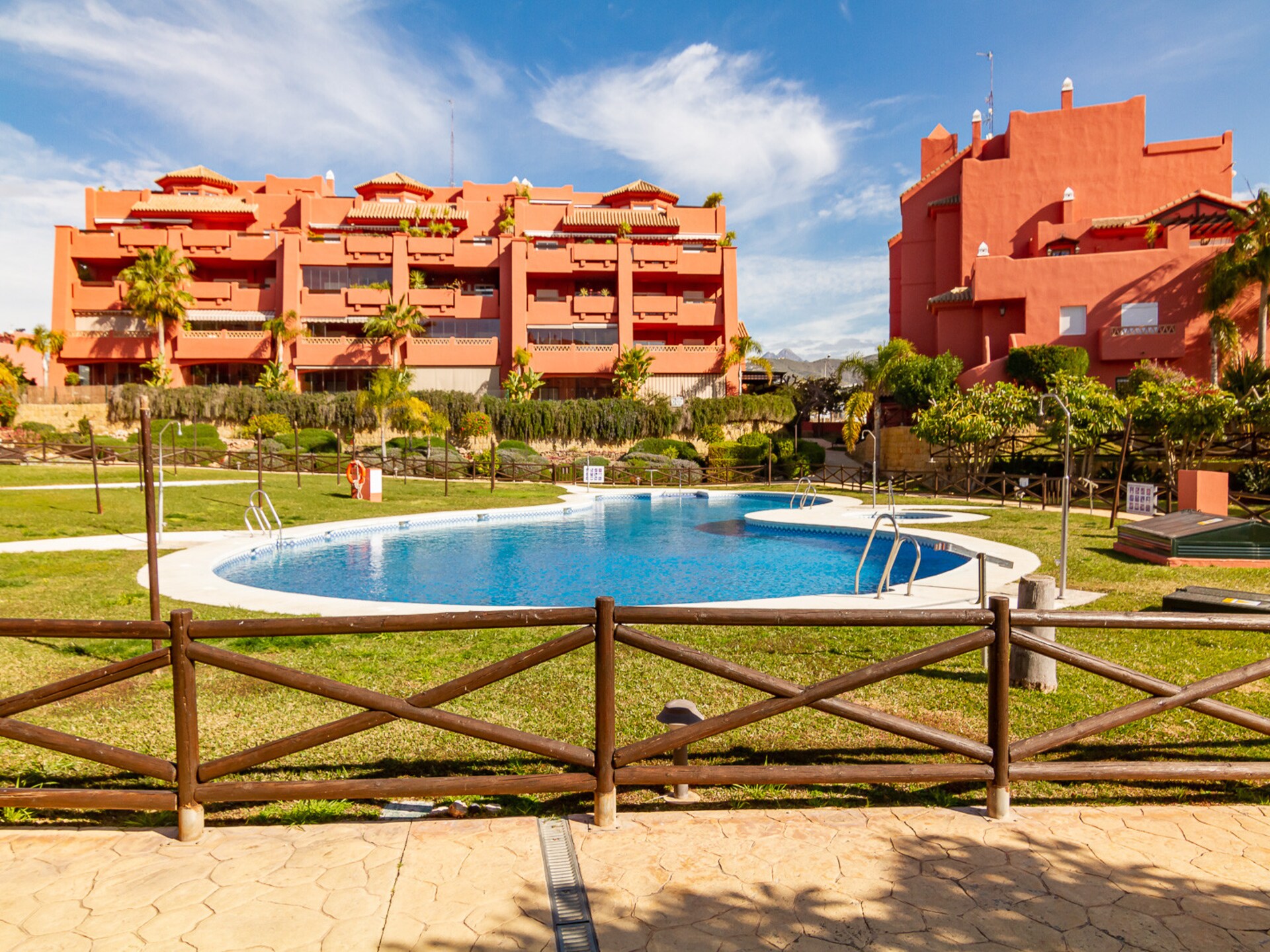 Luxe penthouse aan zee met jacuzzi en panoramisch uitzicht in Torrox Costa - foto 4