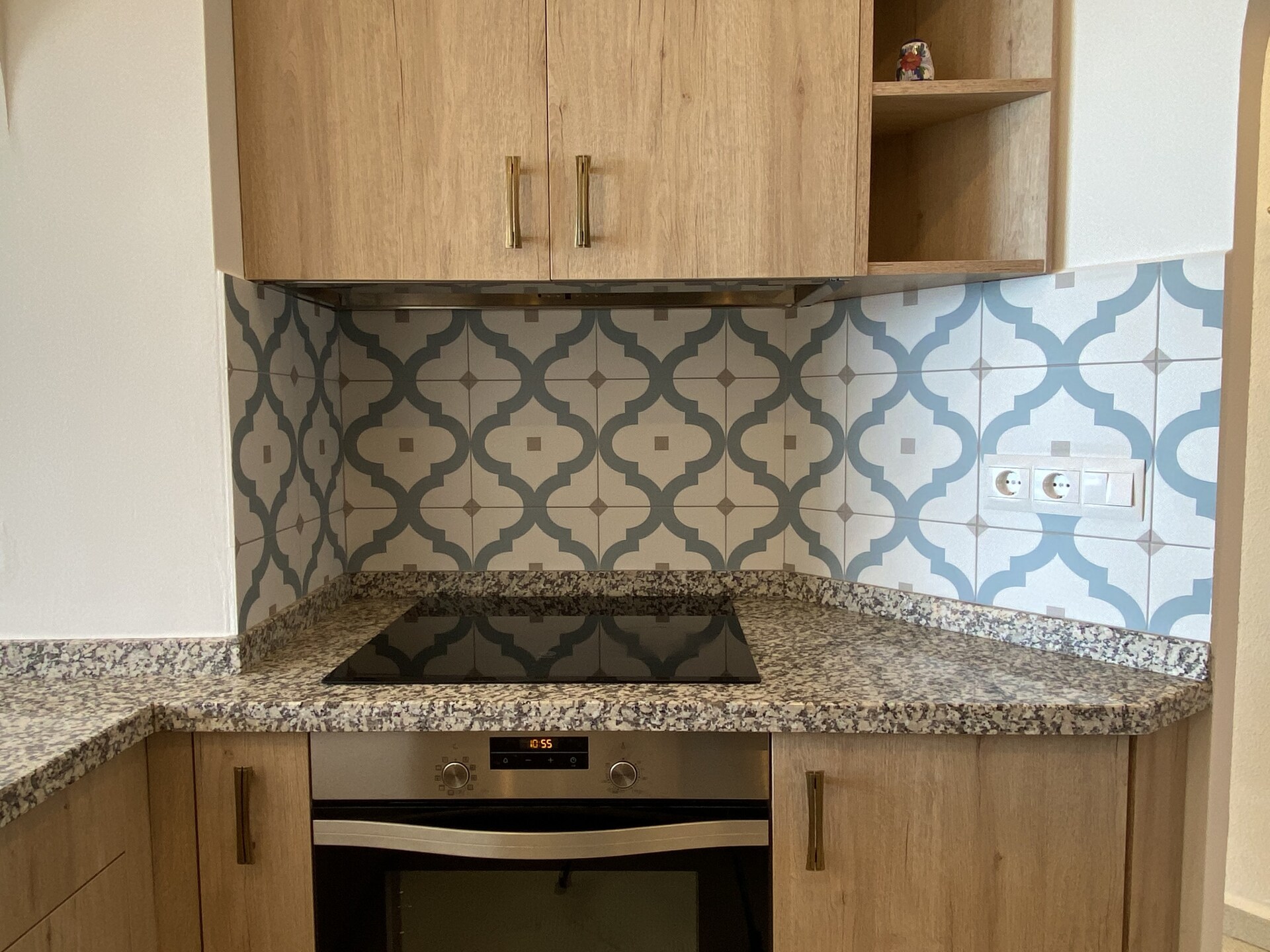 Zonovergoten appartement op 50 meter van Playa Carabeillo met fenomenaal zeezicht - foto 13