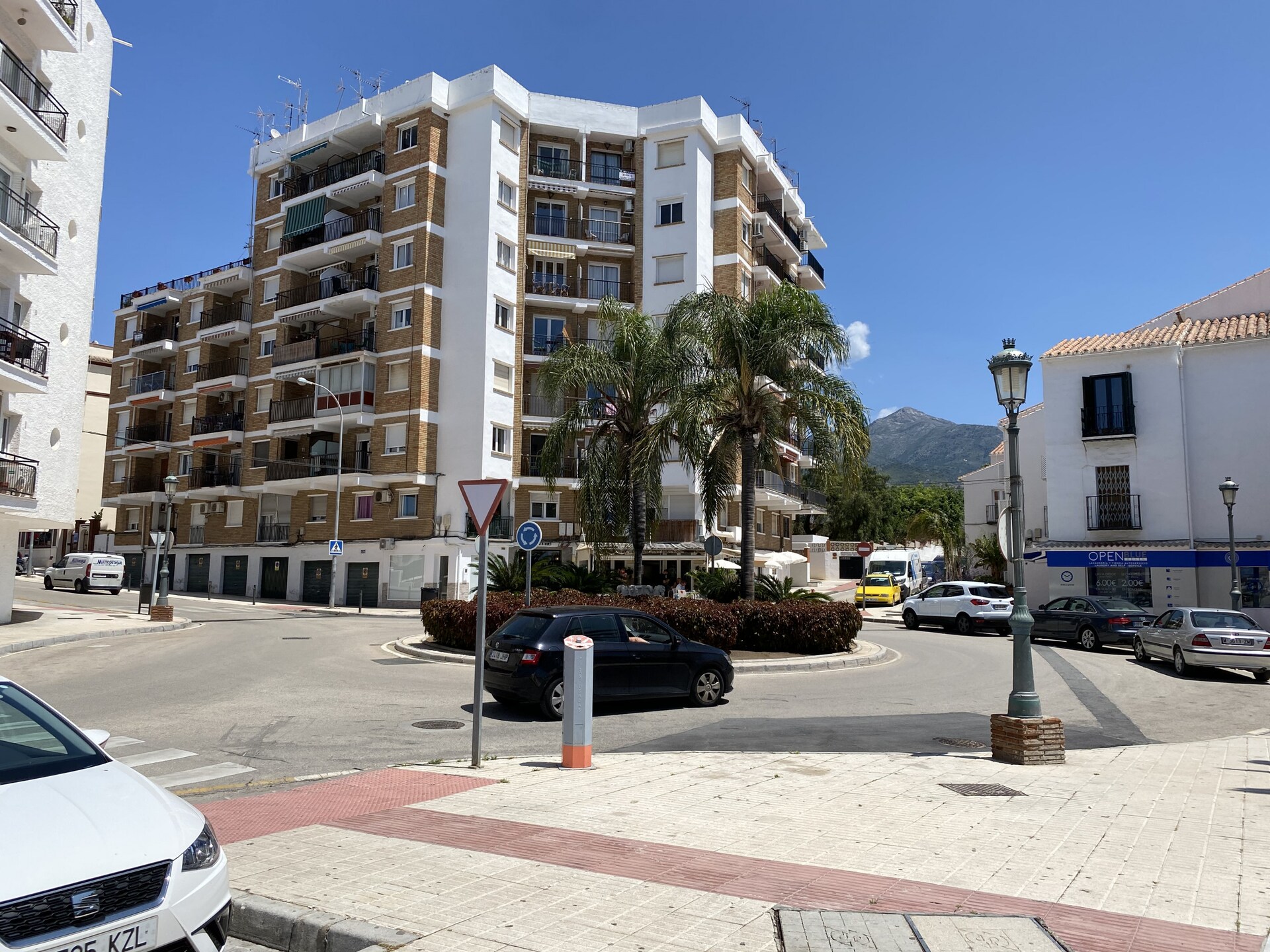 Zonovergoten appartement op 50 meter van Playa Carabeillo met fenomenaal zeezicht - foto 30