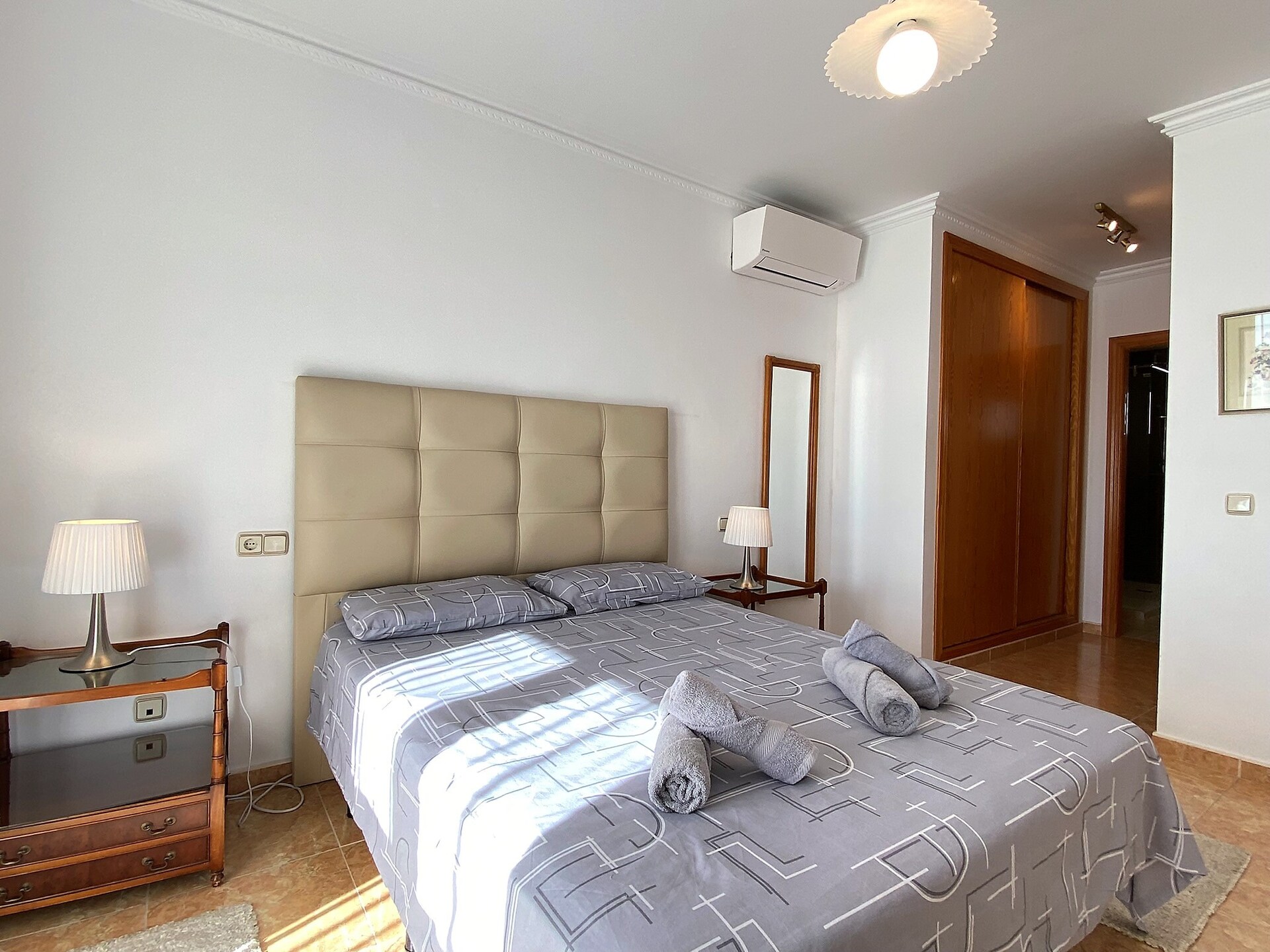 Licht appartement met panoramisch zeezicht en privéterras nabij Burriana strand - foto 12