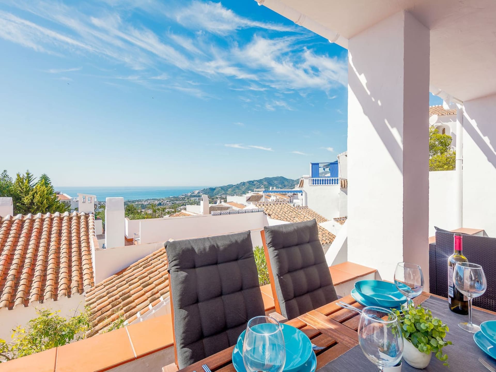 Licht appartement in Nerja met zeezicht en zwembad - foto 43