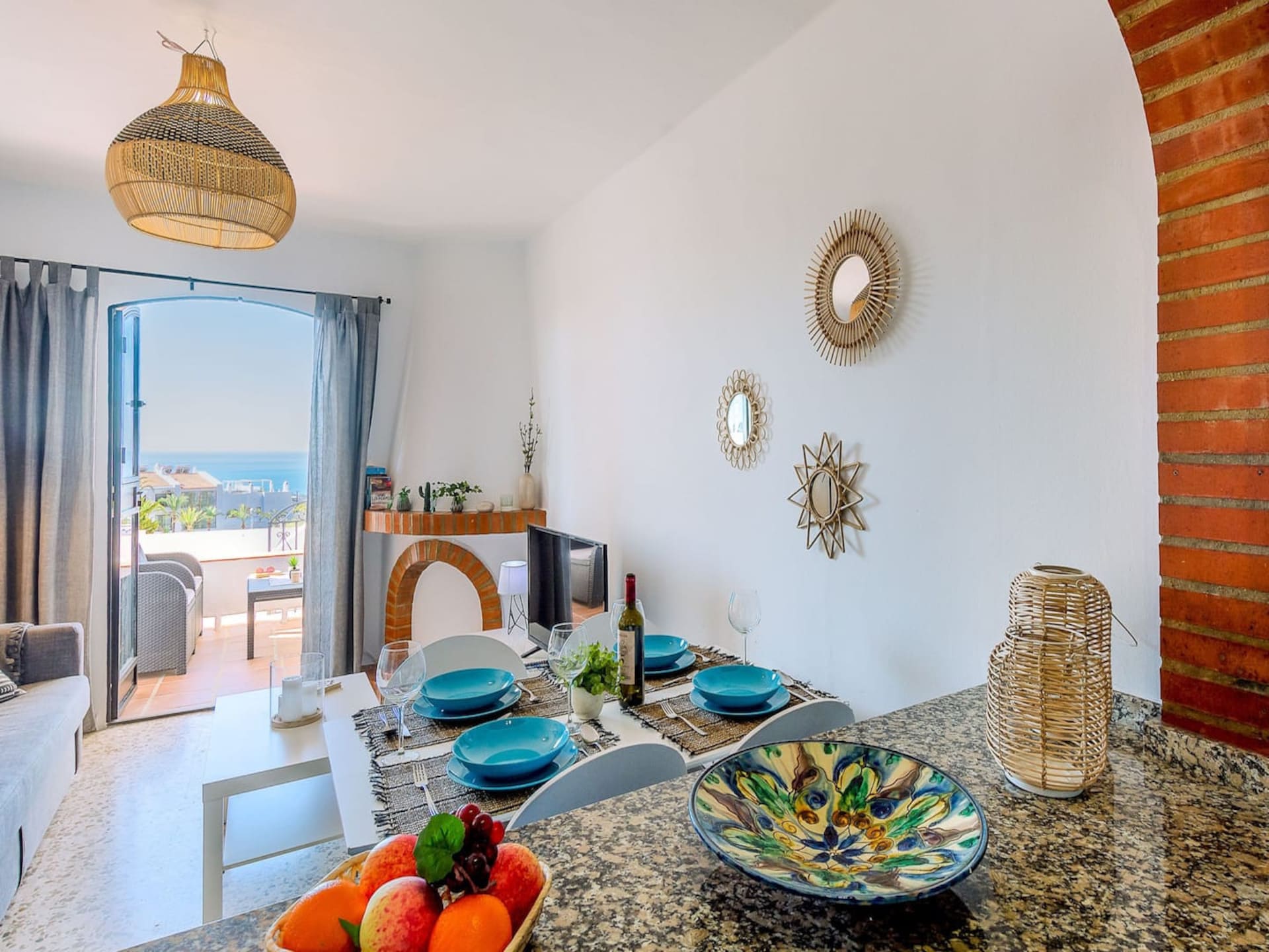 Licht appartement in Nerja met zeezicht en zwembad - foto 21