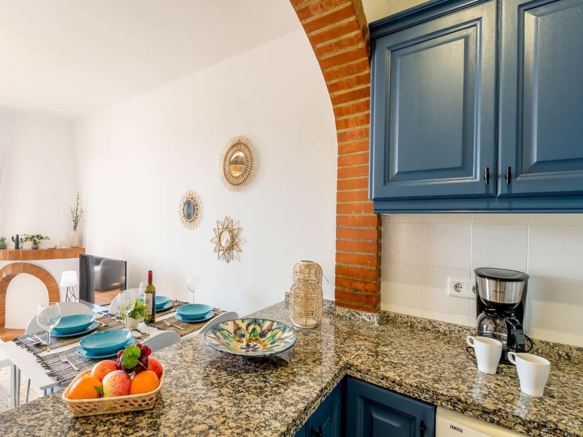 Licht appartement in Nerja met zeezicht en zwembad - foto 22
