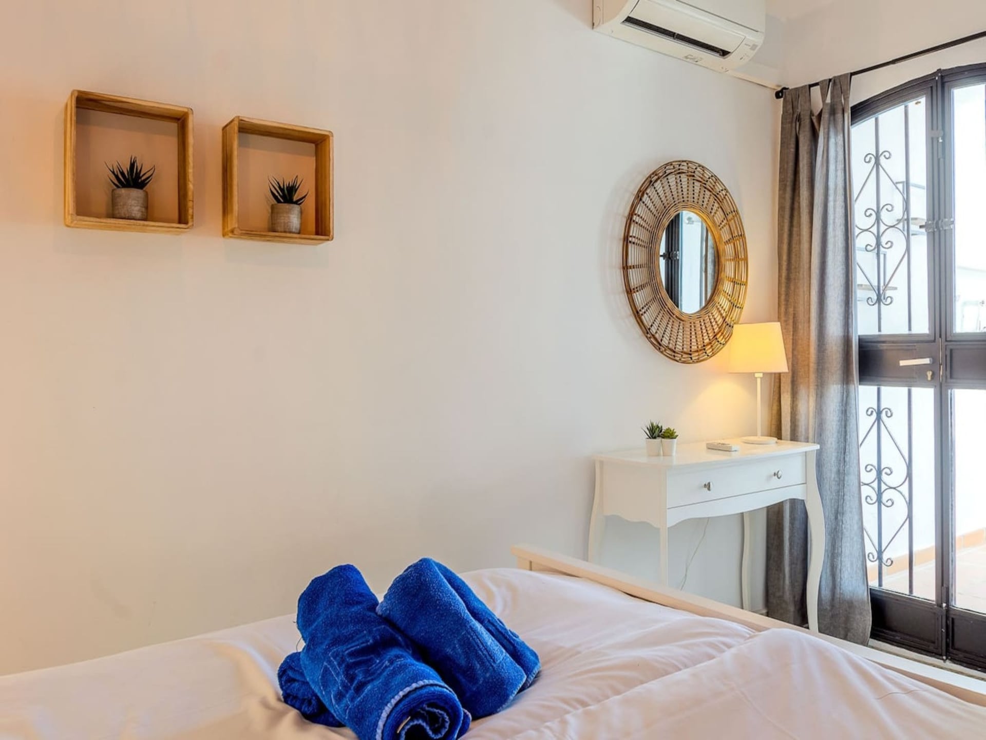 Licht appartement in Nerja met zeezicht en zwembad - foto 28
