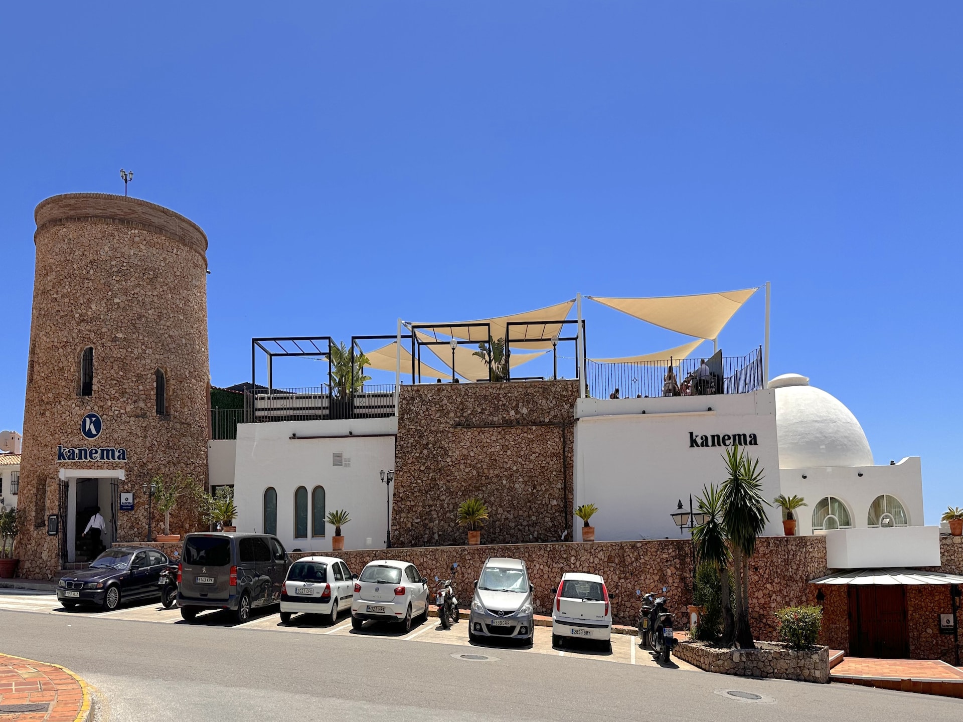 Licht appartement in Nerja met zeezicht en zwembad - foto 39