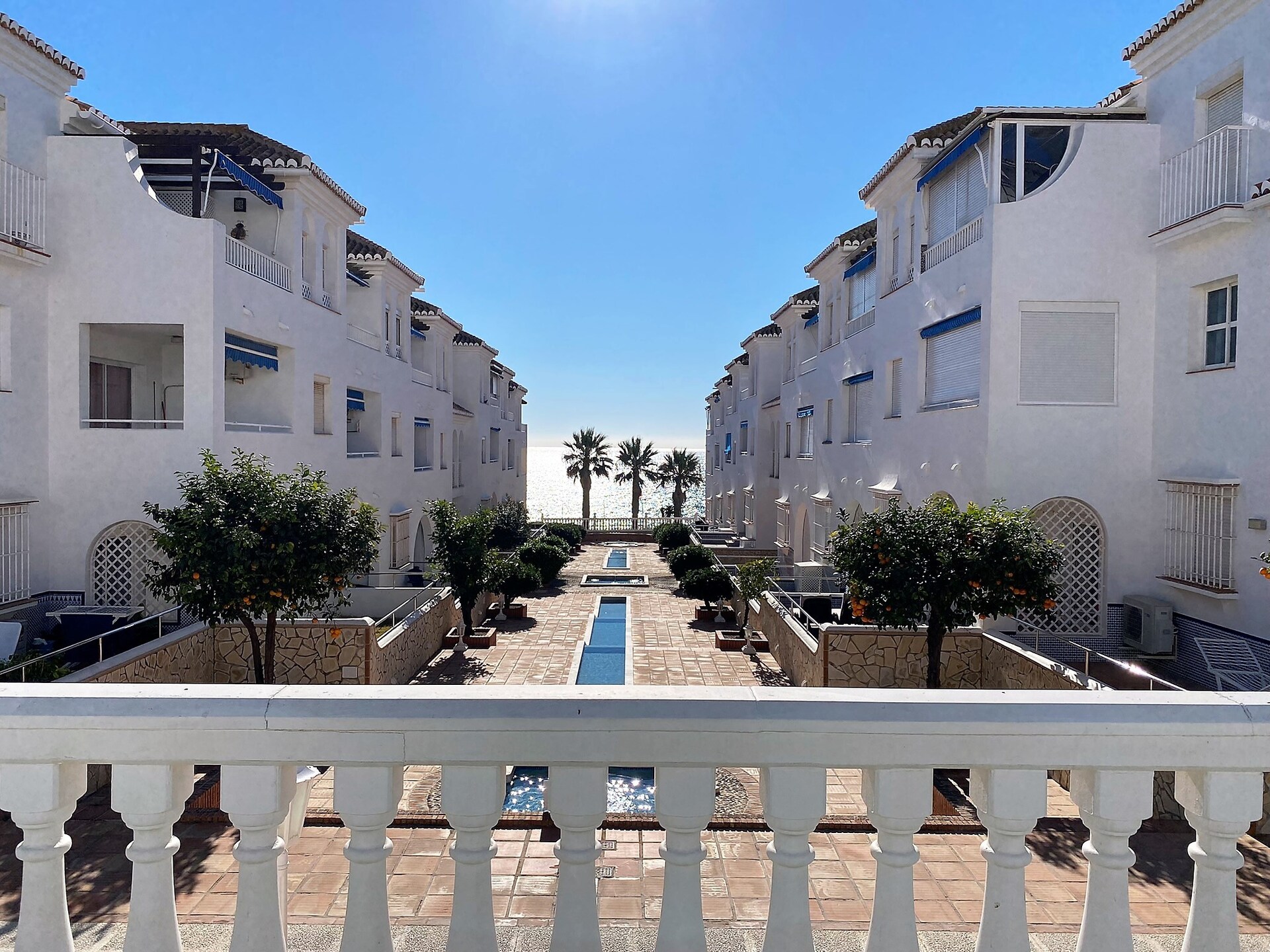 Modern appartement op 200m van Playa Torrecilla met zeezicht en zwembad - foto 30