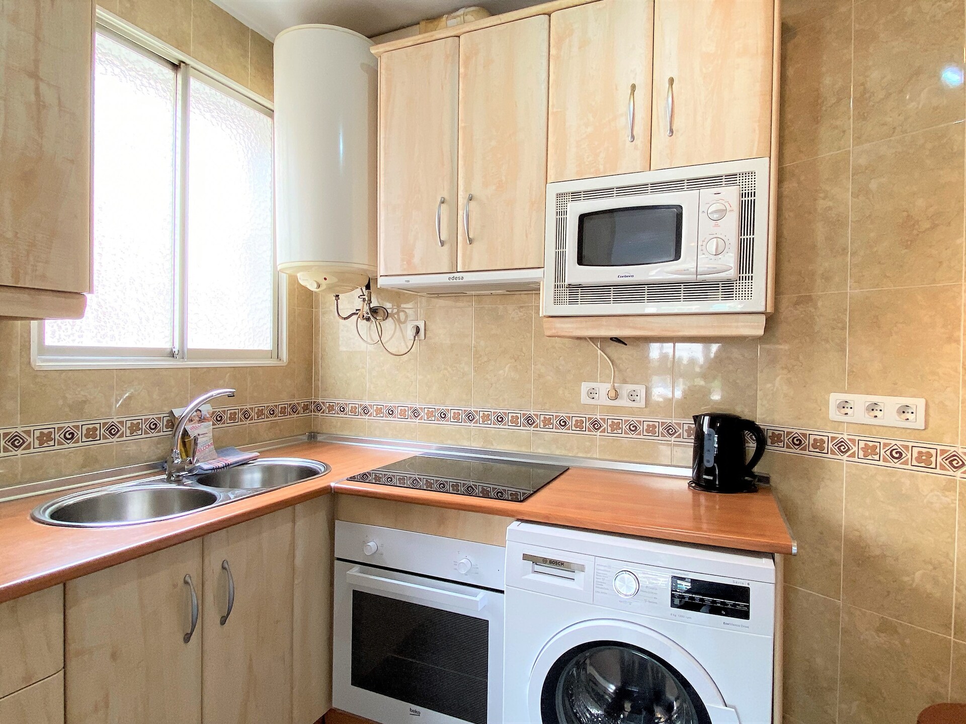 Knus appartement in Nerja centrum met airco, op 400m van het strand - foto 3