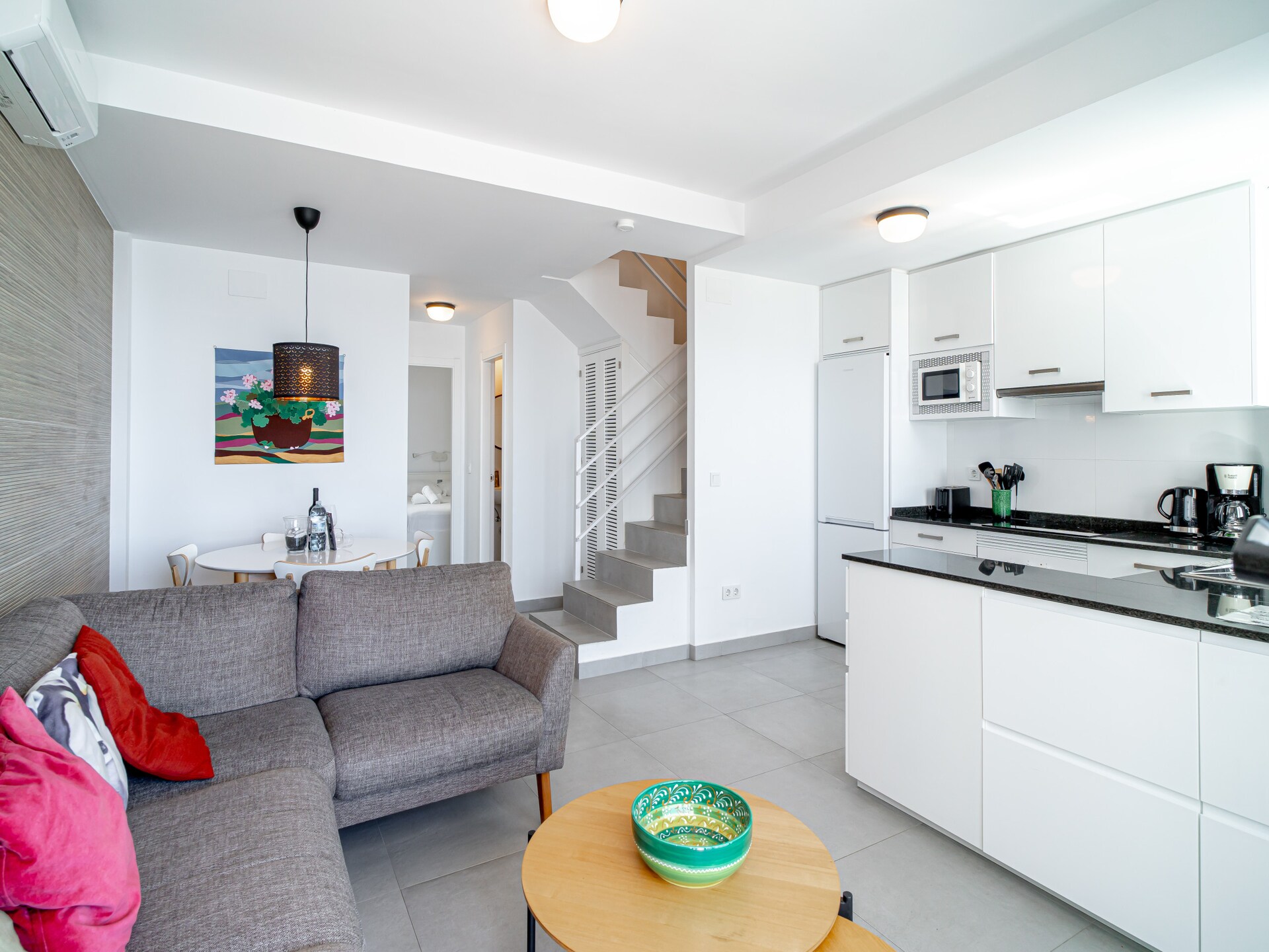 Ruime duplex met panoramisch zeezicht en zwembad nabij Nerja - foto 16