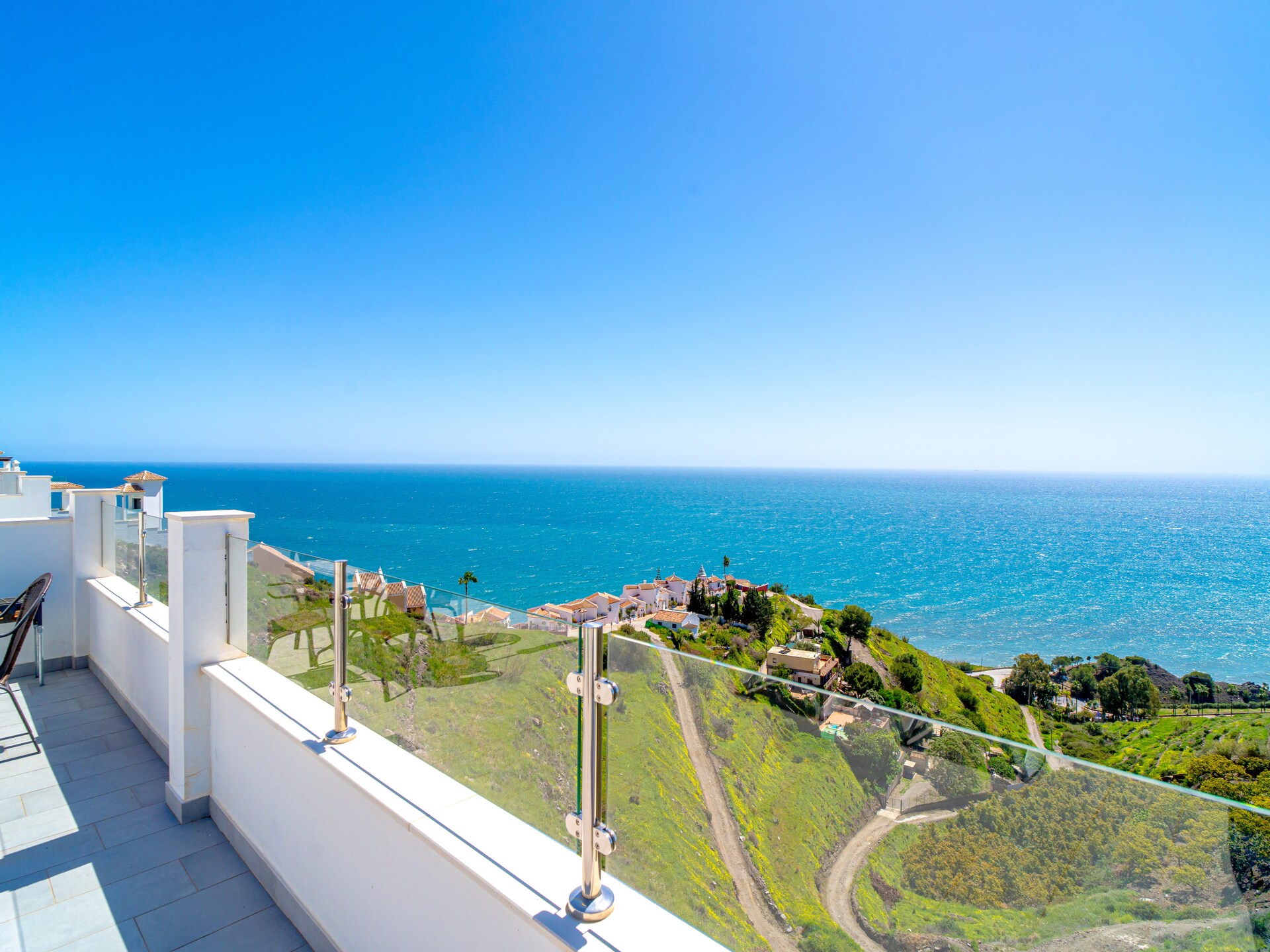 Ruime duplex met panoramisch zeezicht en zwembad nabij Nerja - foto 42