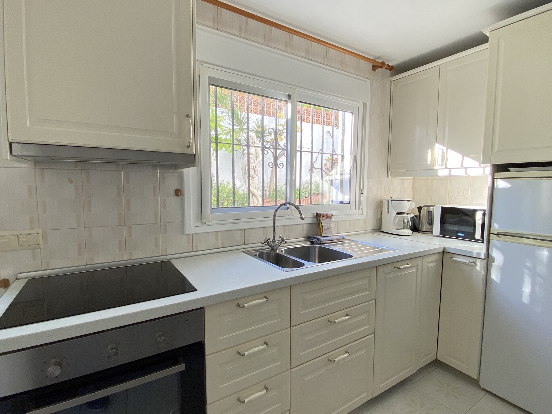 Knus appartement met tuin en BBQ op loopafstand van Burriana-strand - foto 3