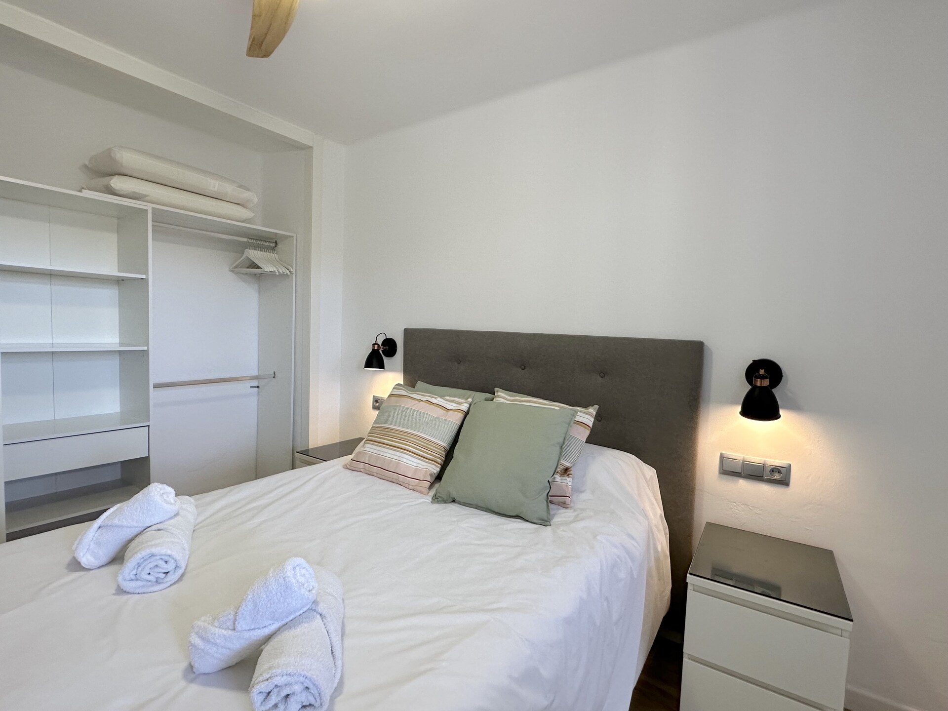 Zonnig appartement met privétuin en zwembad op 3 km van strand - foto 5