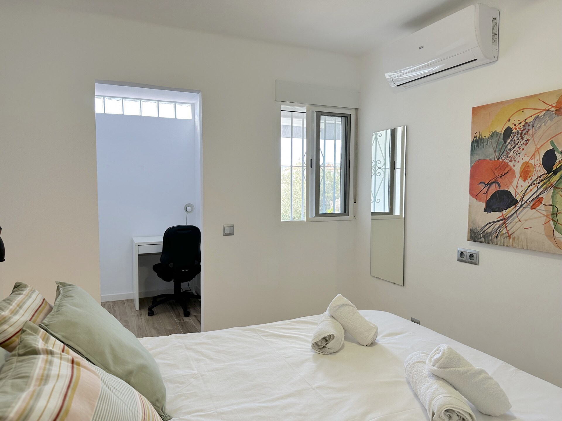 Zonnig appartement met privétuin en zwembad op 3 km van strand - foto 16