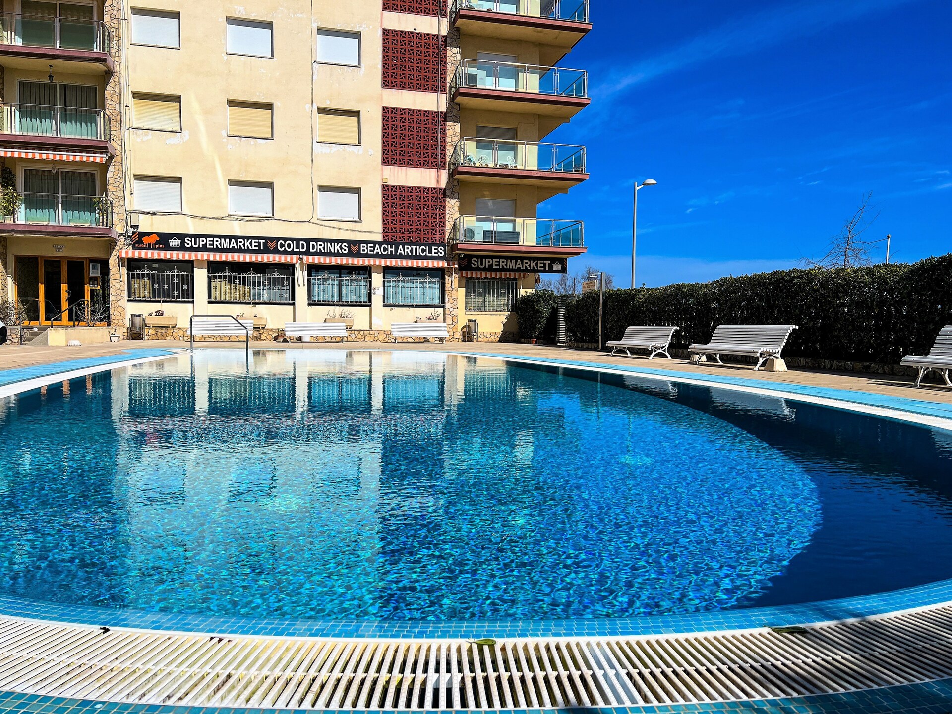 Appartement Mar: Direct aan zee in Santa Susanna met zwembad en panoramisch uitzicht - foto 1