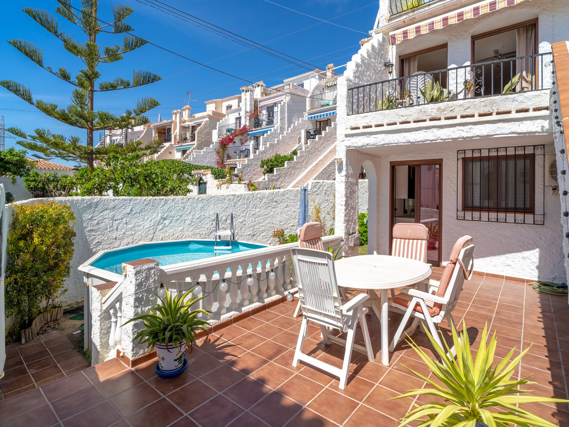 Zonnig appartement met privézwembad in Capistrano Village, Nerja - foto 7