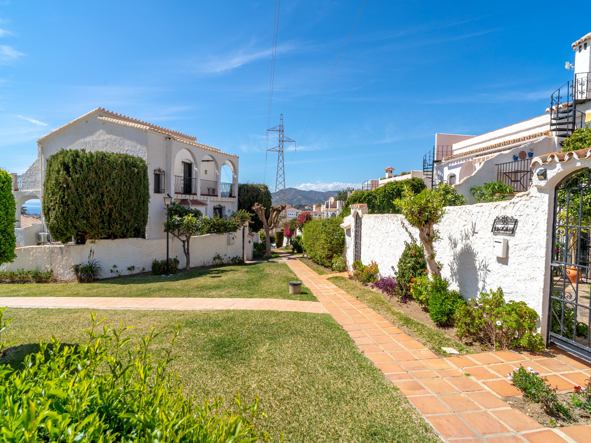 Zonnig appartement met privézwembad in Capistrano Village, Nerja - foto 10