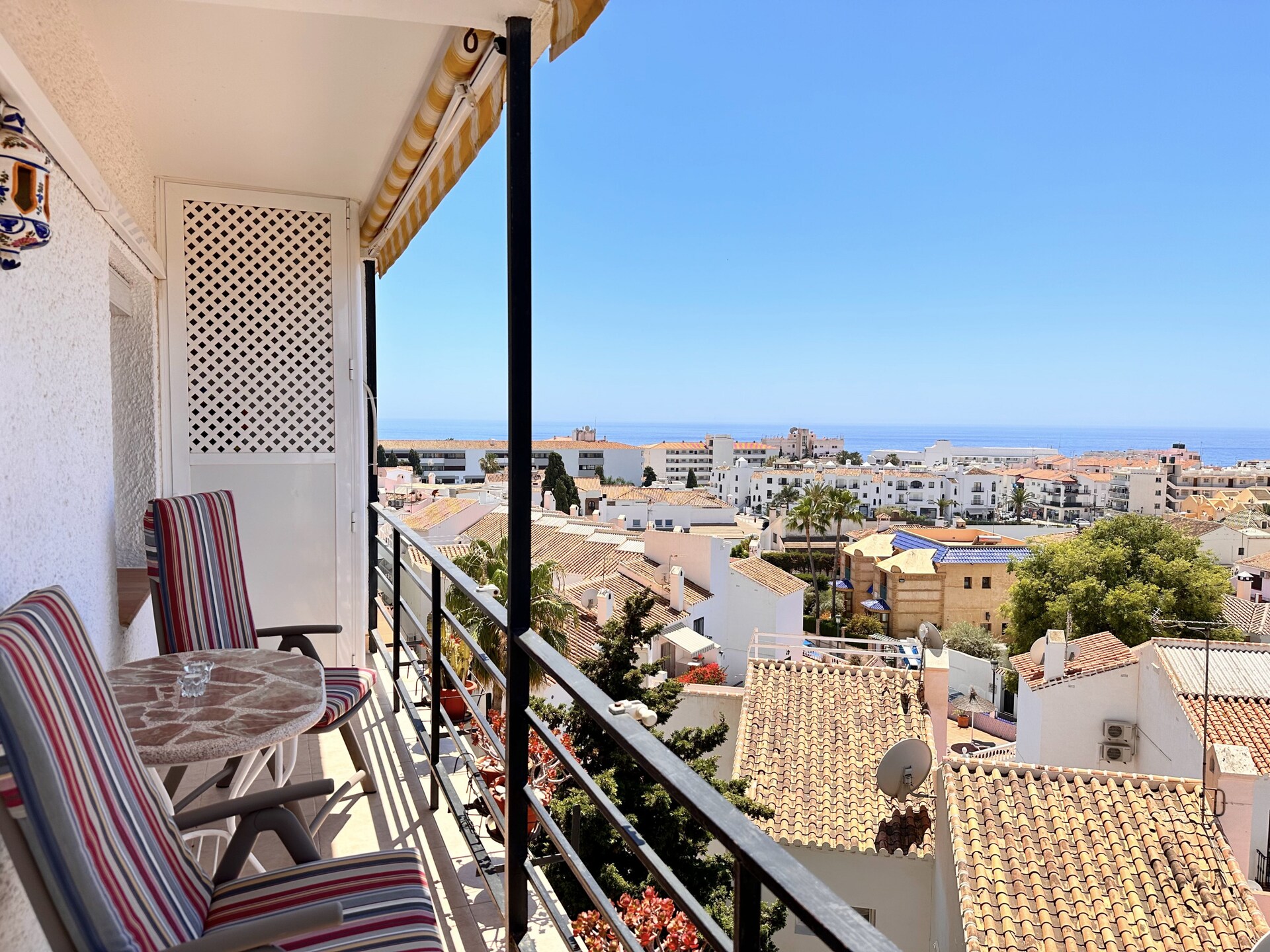 Capri Sunset: Zonnig appartement op 500 meter van zee in Nerja - foto 21
