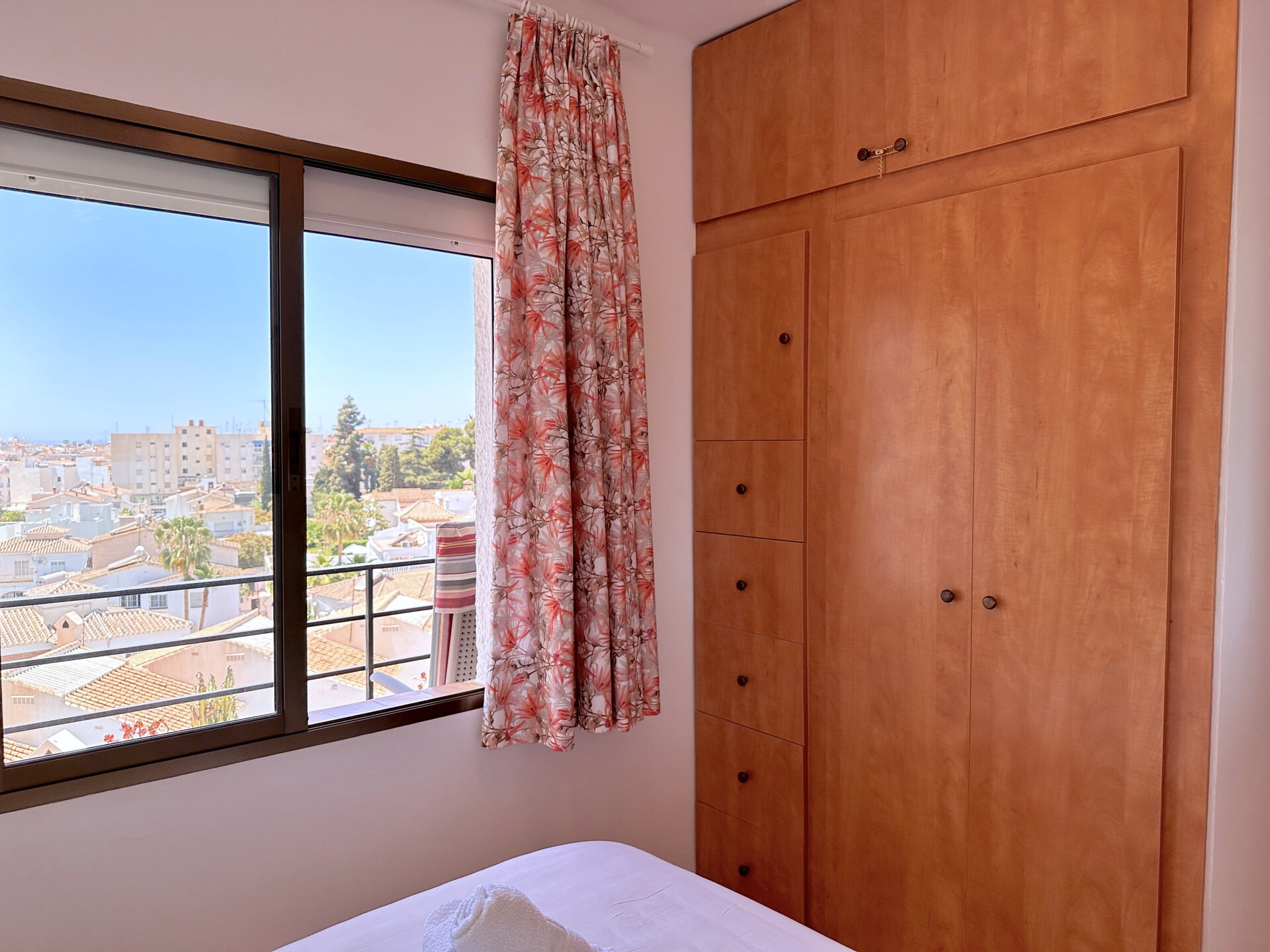 Capri Sunset: Zonnig appartement op 500 meter van zee in Nerja - foto 16