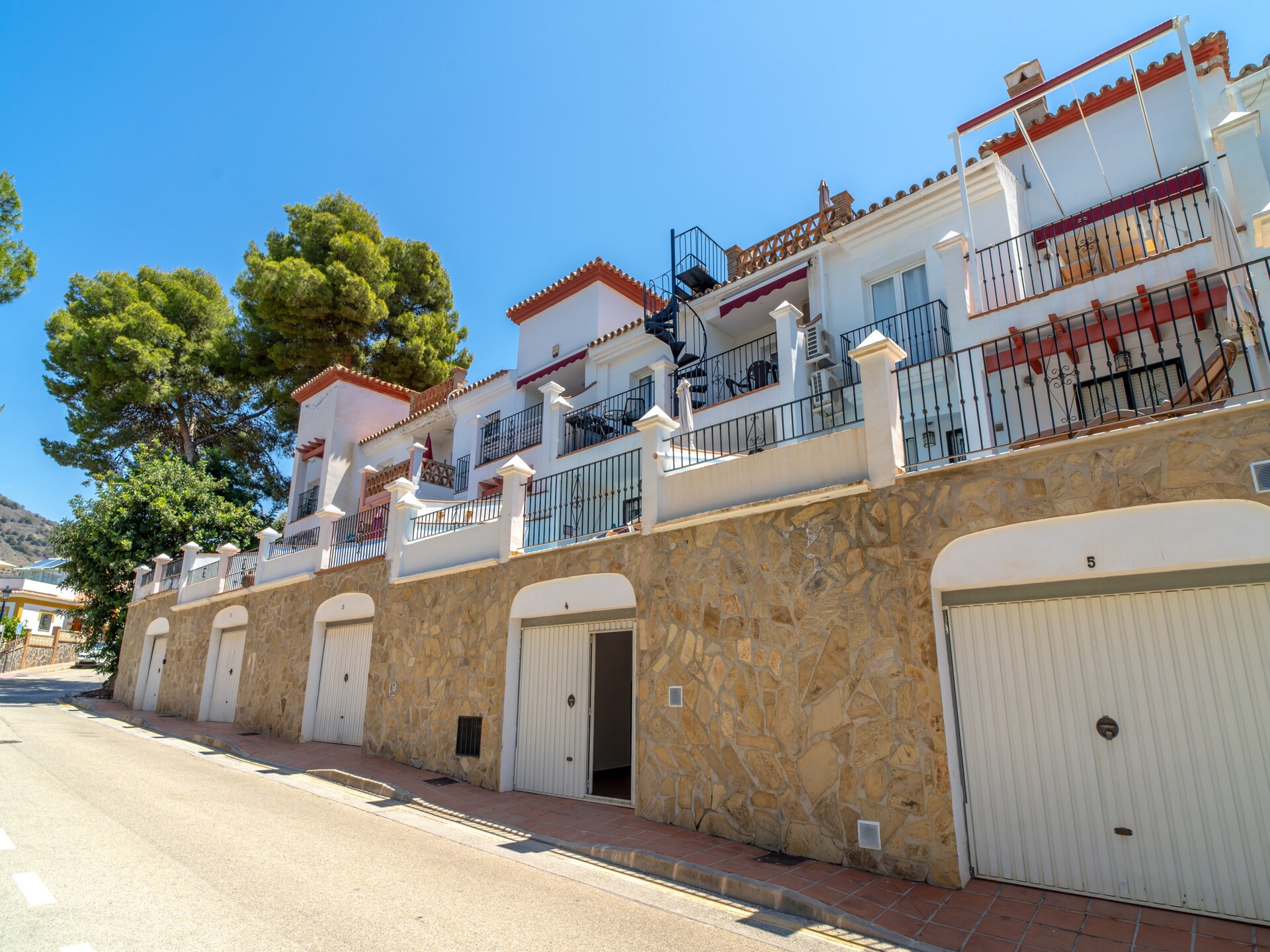Aljamar 4A: Ruime villa aan zee bij Burriana Beach, Nerja - foto 39