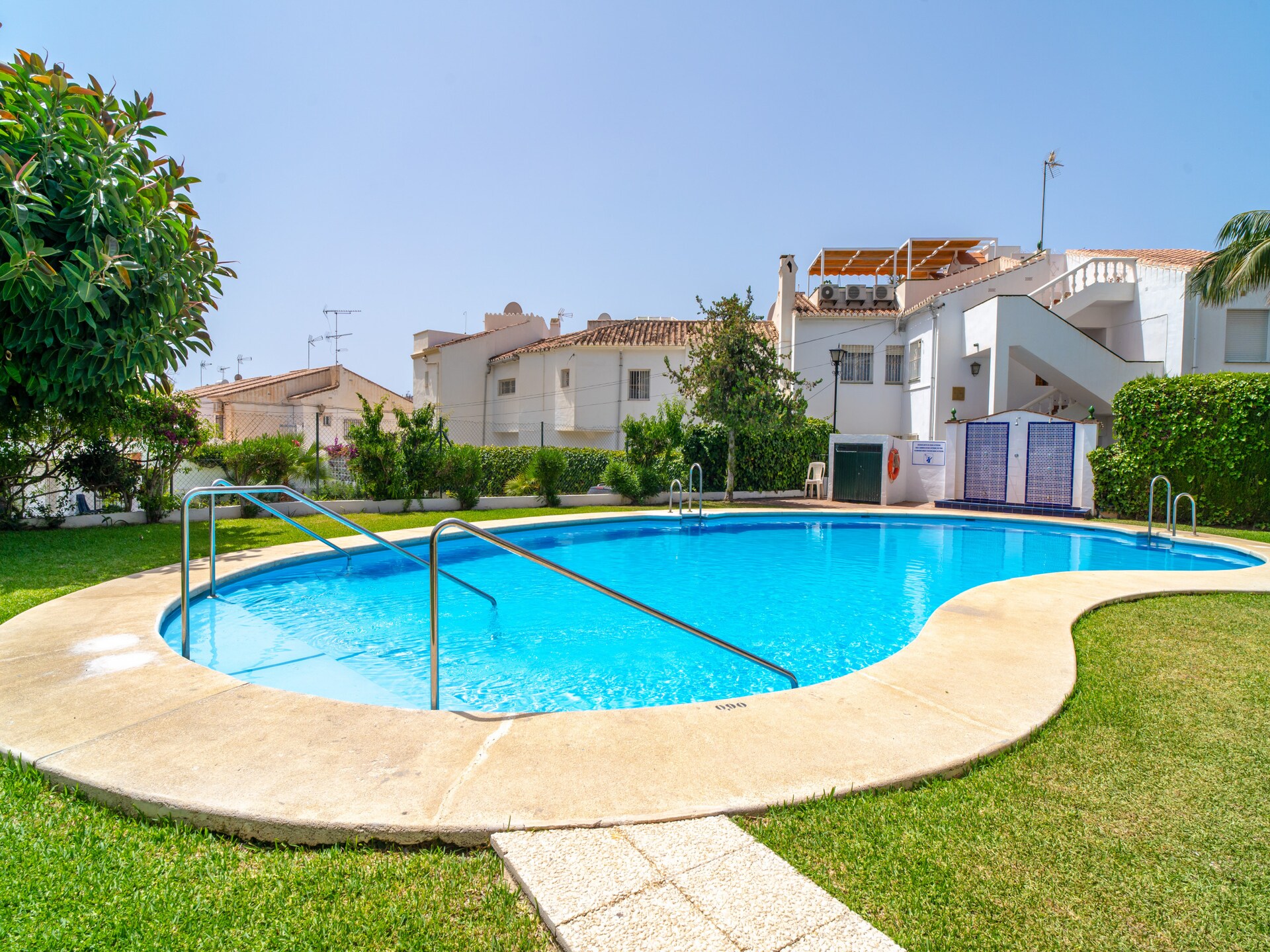 Perdigon 325 Paradise: Stijlvol appartement aan zee in Nerja voor 4 personen - foto 1