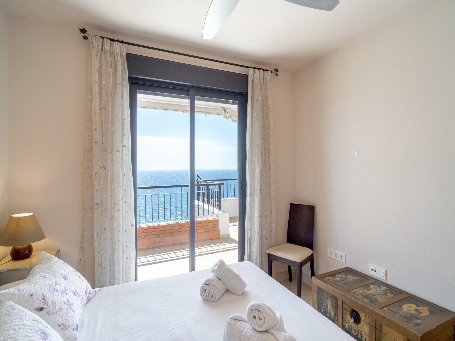 Penthouse met jacuzzi en zeezicht op 500 meter van het strand in Torrox Costa - foto 30
