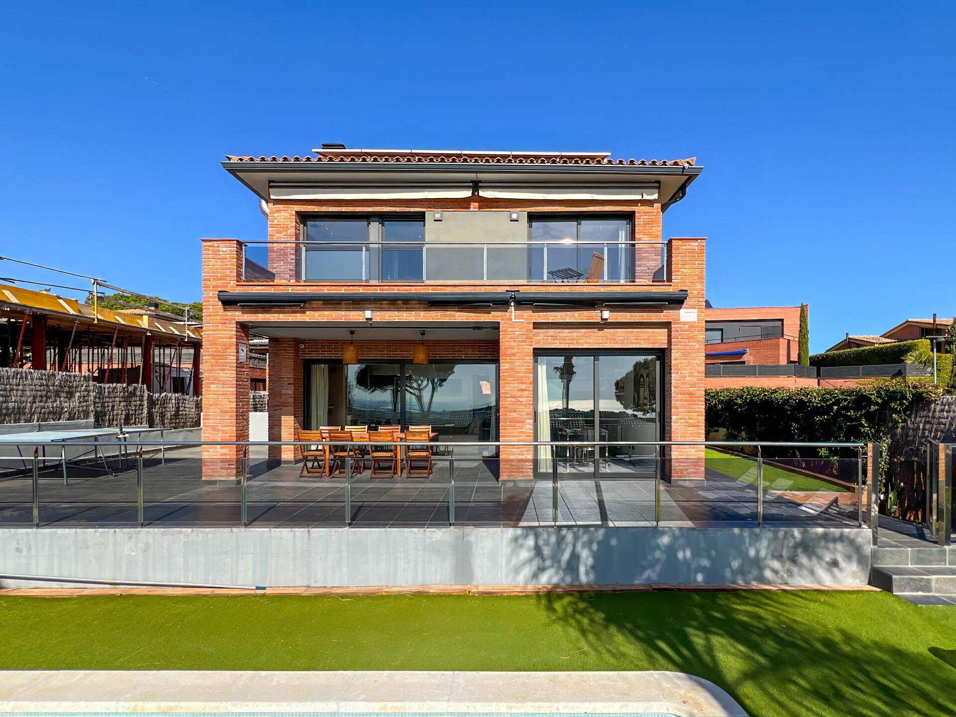 Villa Amatista: Stijlvol genieten met zeezicht en privézwembad in Caldes d'Estrac - foto 1