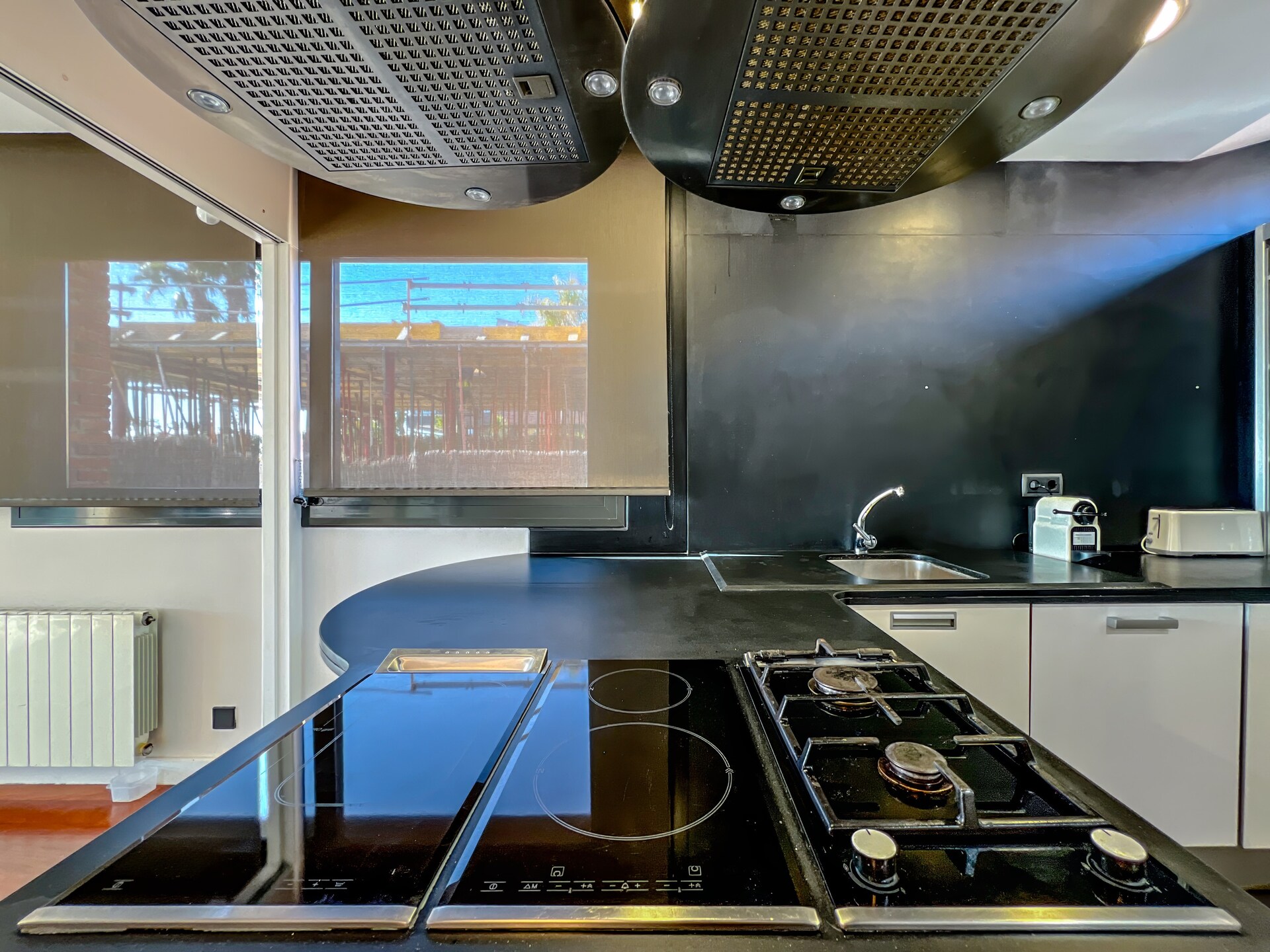 Villa Amatista: Stijlvol genieten met zeezicht en privézwembad in Caldes d'Estrac - foto 12
