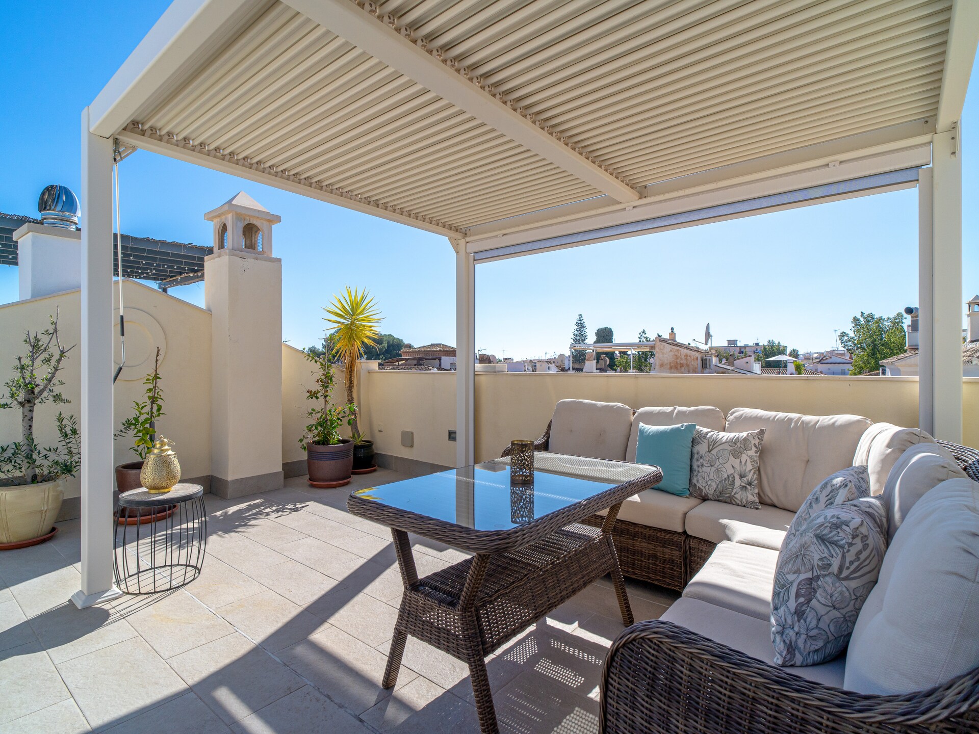 Zonovergoten villa in Nerja met privéterras en gemeenschappelijk zwembad - foto 44