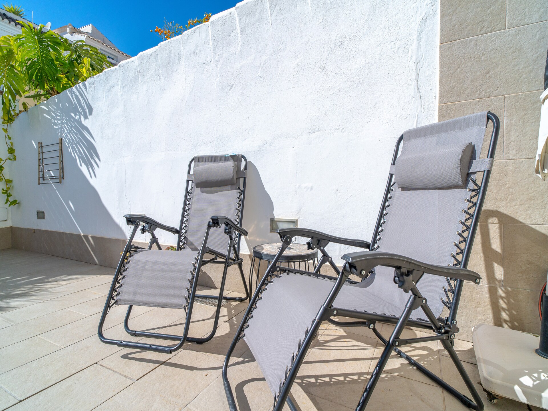 Zonovergoten villa in Nerja met privéterras en gemeenschappelijk zwembad - foto 13
