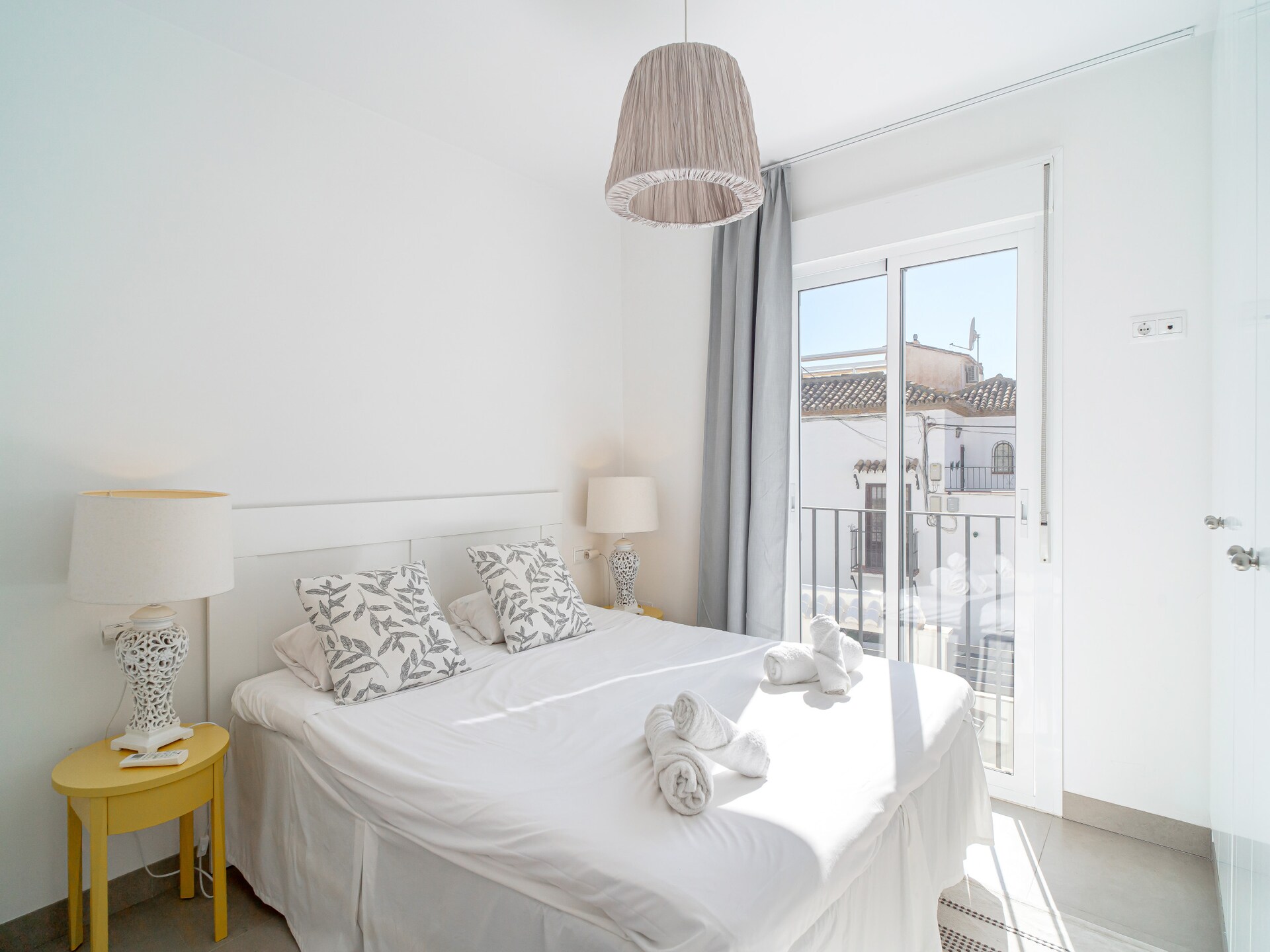 Zonovergoten villa in Nerja met privéterras en gemeenschappelijk zwembad - foto 26