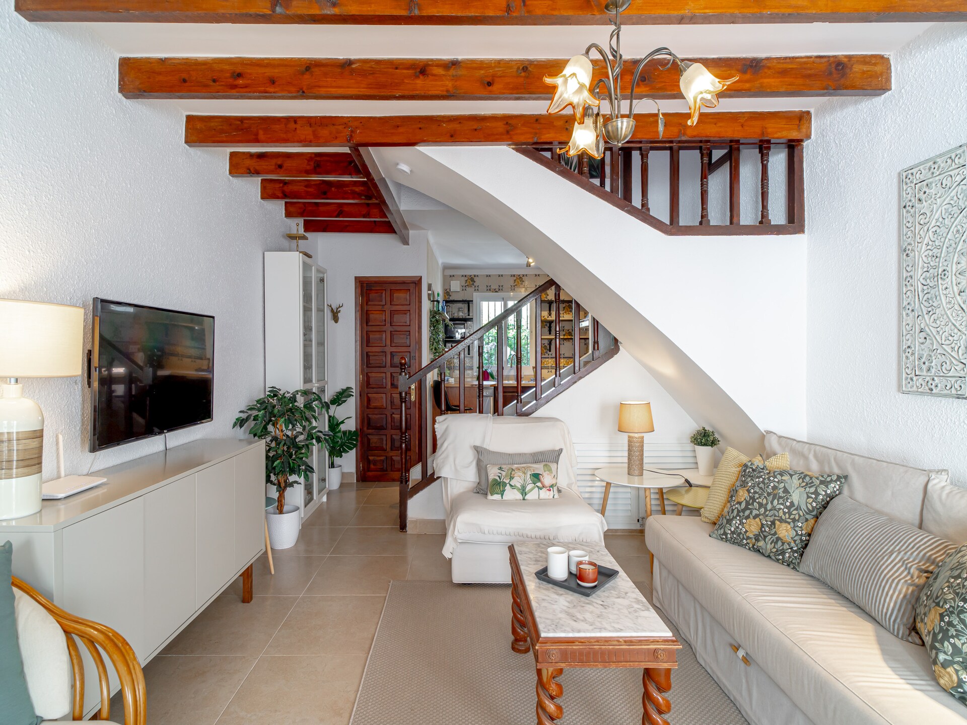 Andalusisch vakantiehuis met zeezicht en gemeenschappelijk zwembad in Nerja - foto 9