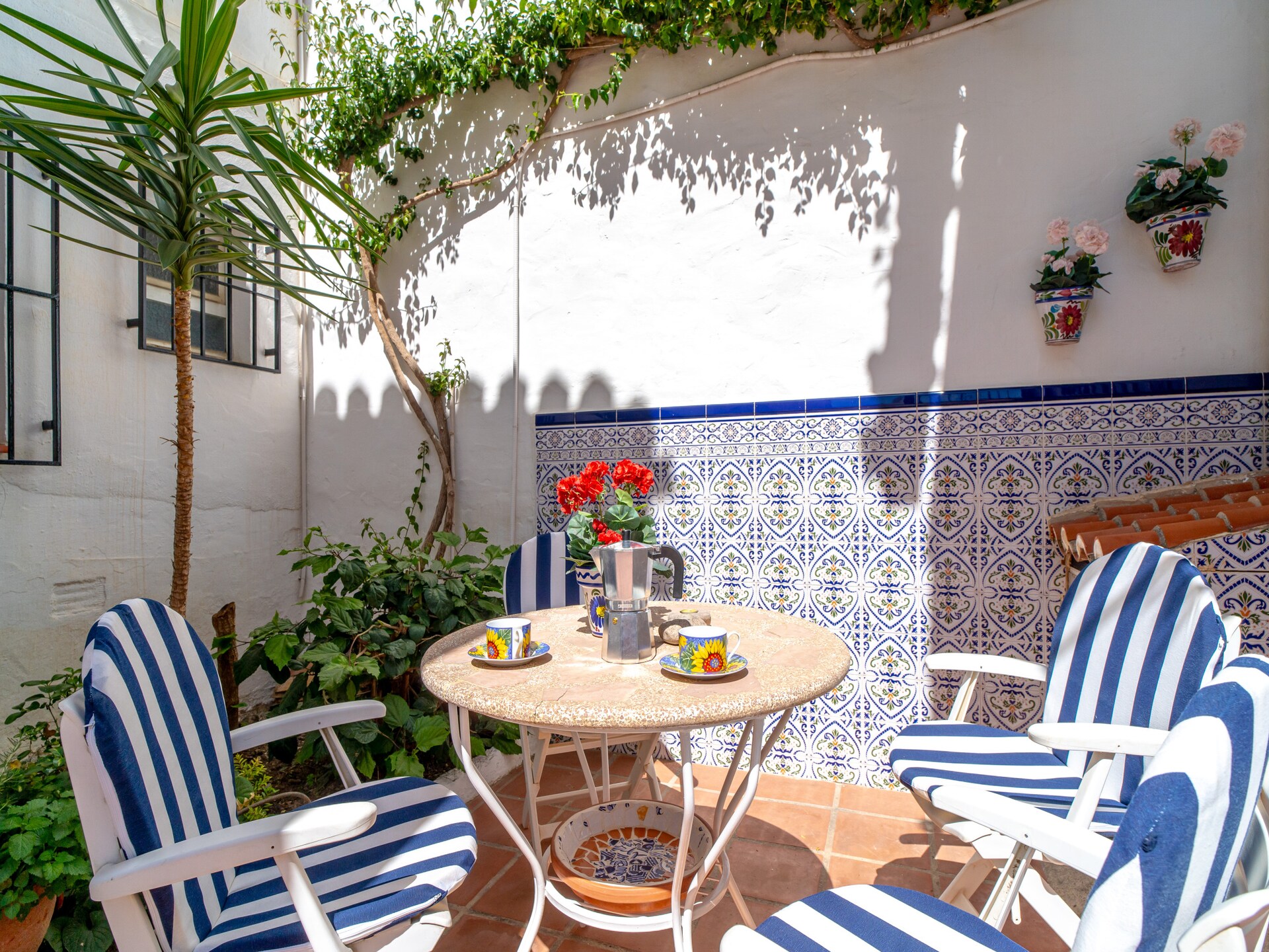 Andalusisch vakantiehuis met zeezicht en gemeenschappelijk zwembad in Nerja - foto 24