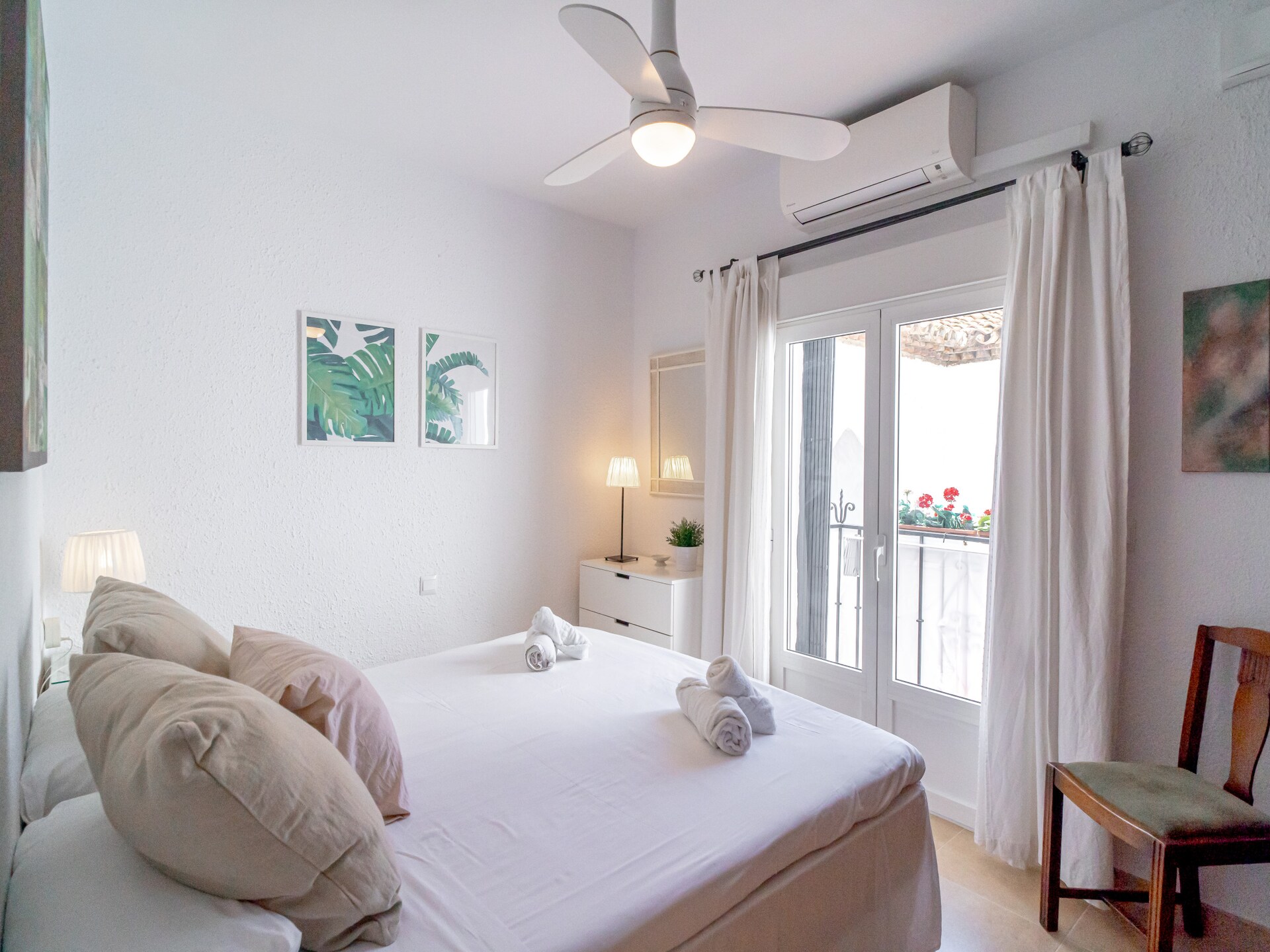 Andalusisch vakantiehuis met zeezicht en gemeenschappelijk zwembad in Nerja - foto 5