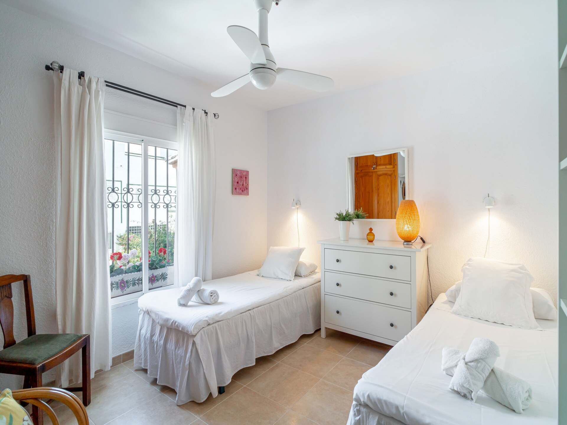 Andalusisch vakantiehuis met zeezicht en gemeenschappelijk zwembad in Nerja - foto 14