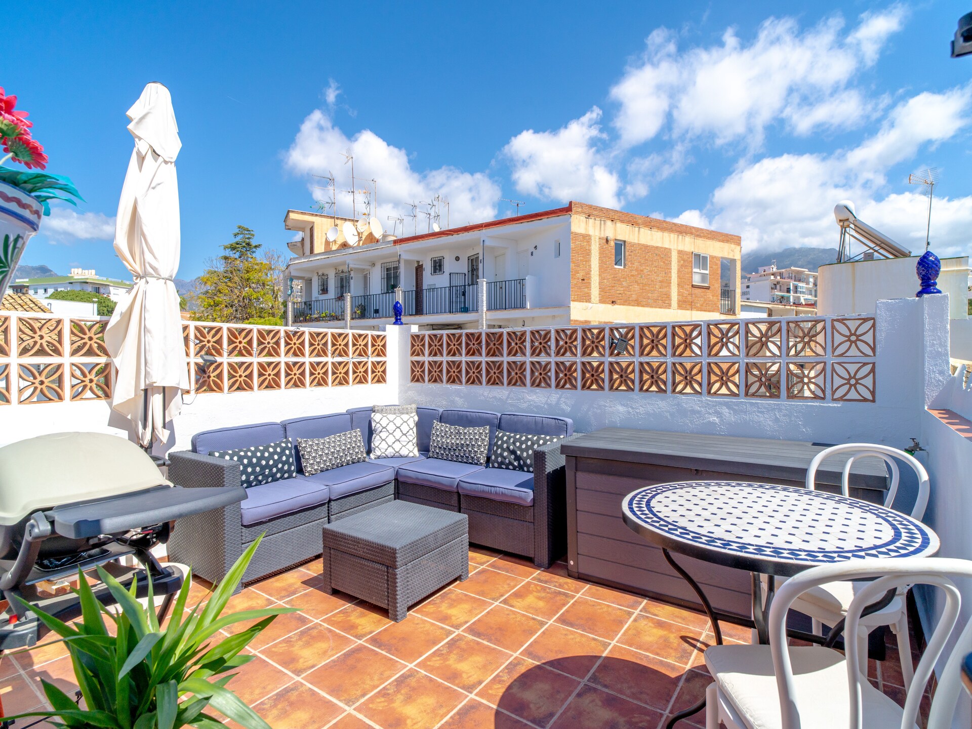 Andalusisch vakantiehuis met zeezicht en gemeenschappelijk zwembad in Nerja - foto 32