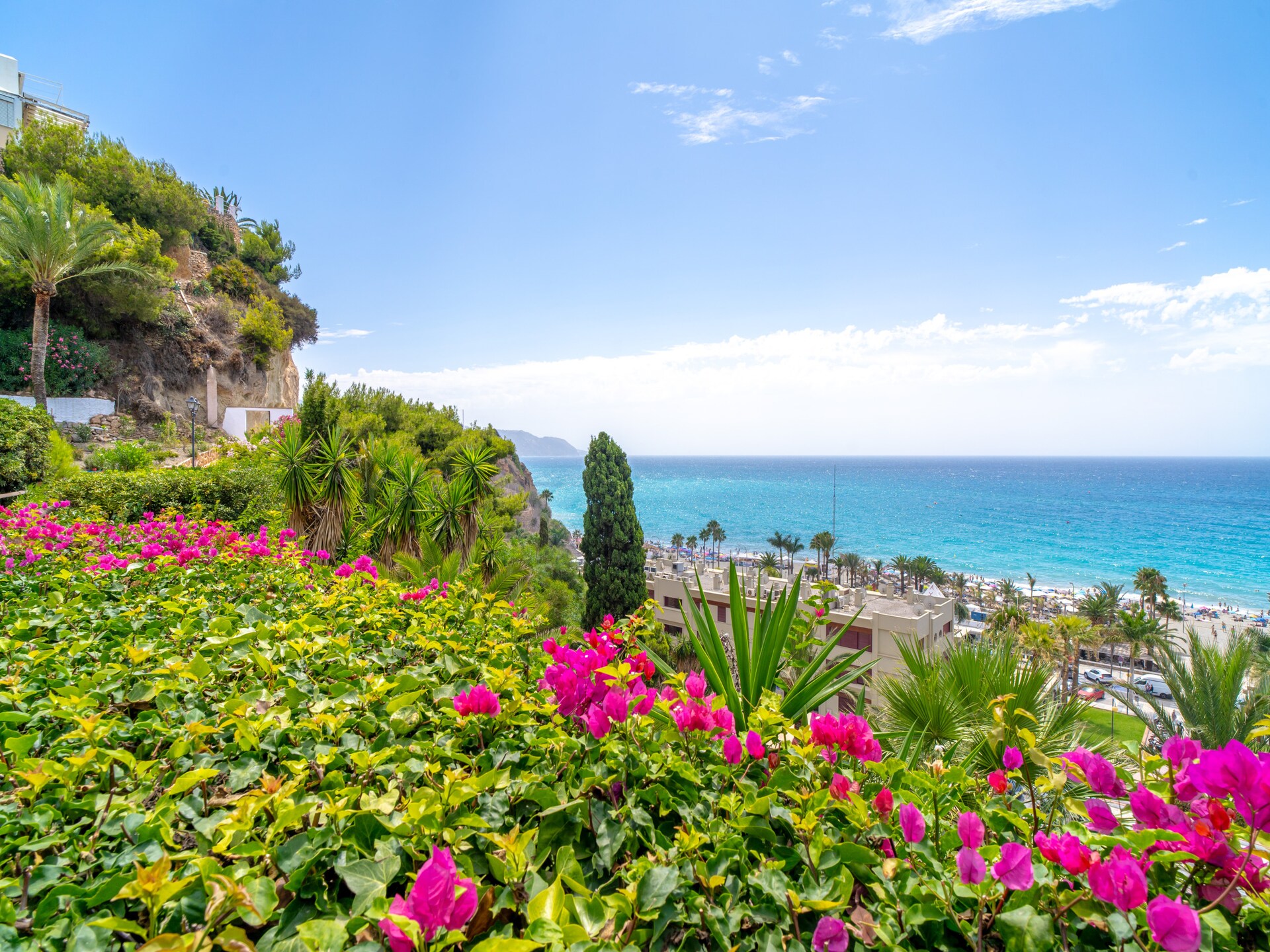 Knus appartement aan zee in Nerja met gedeeld zwembad op 200 meter van het strand - foto 31
